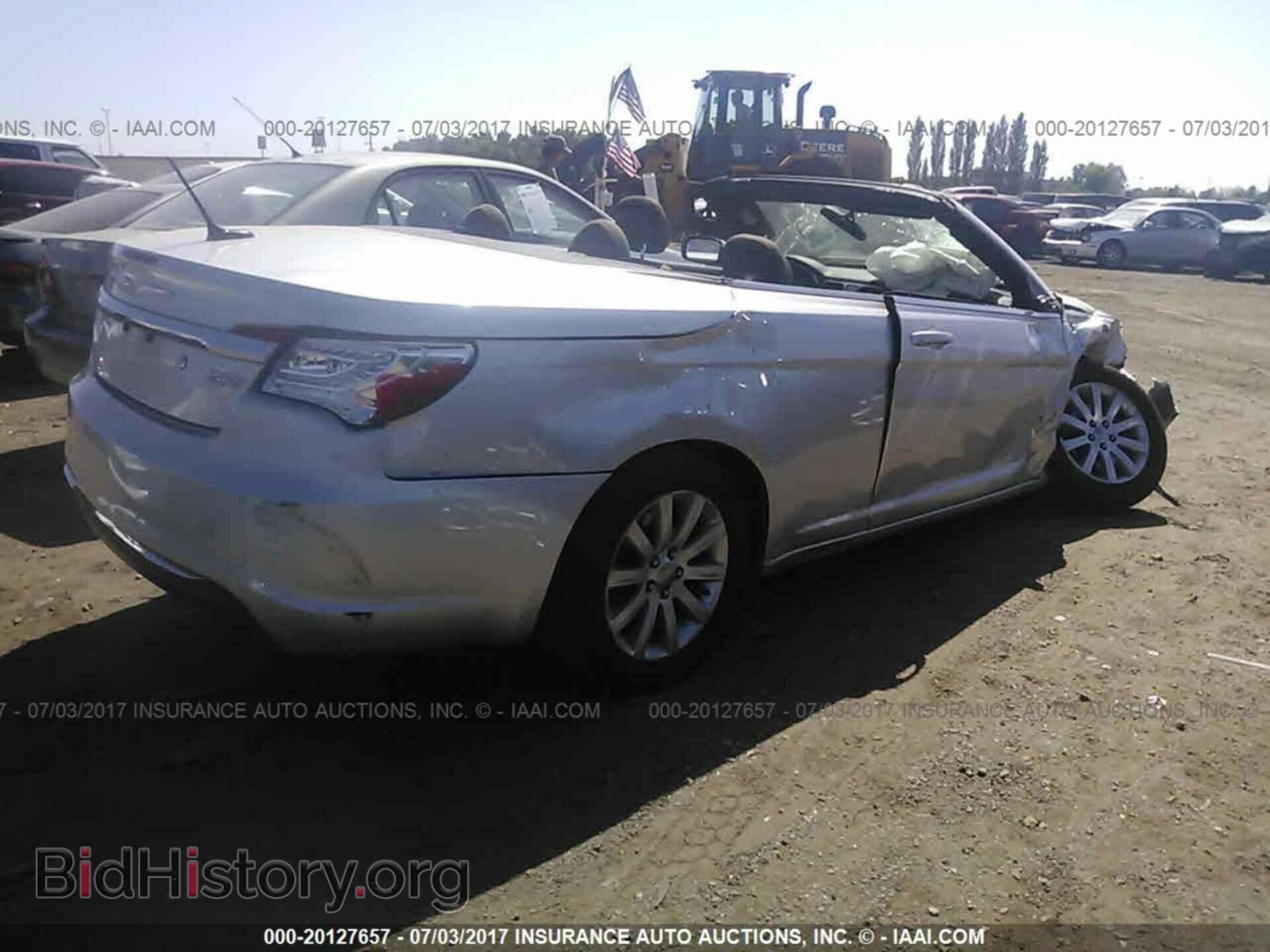 2012 Chrysler 200 - VIN: 1C3BCBEBXCN151865 - Фото 4