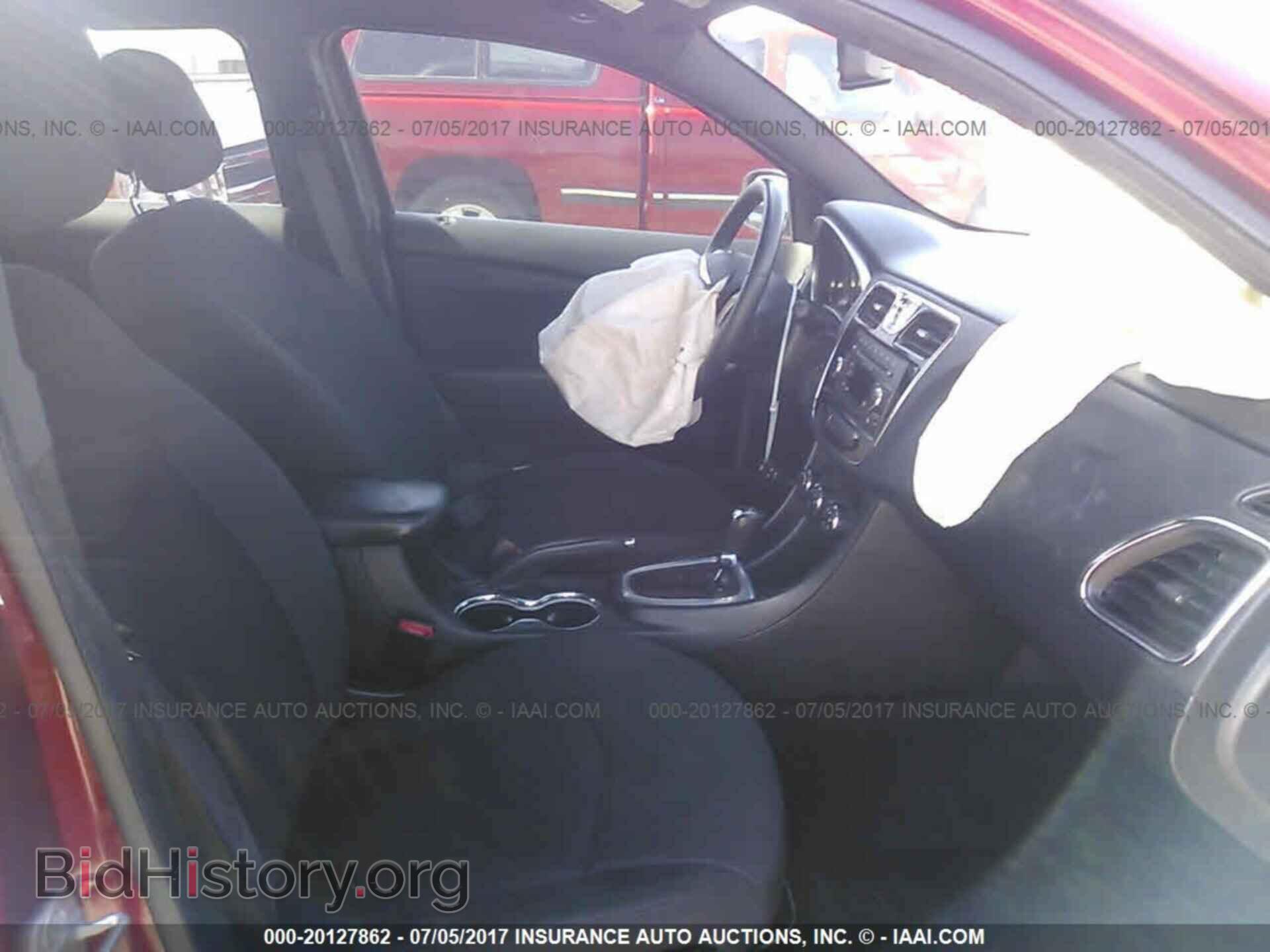 2013 Chrysler 200 - VIN: 1C3CCBBB5DN651314 - Фото 5