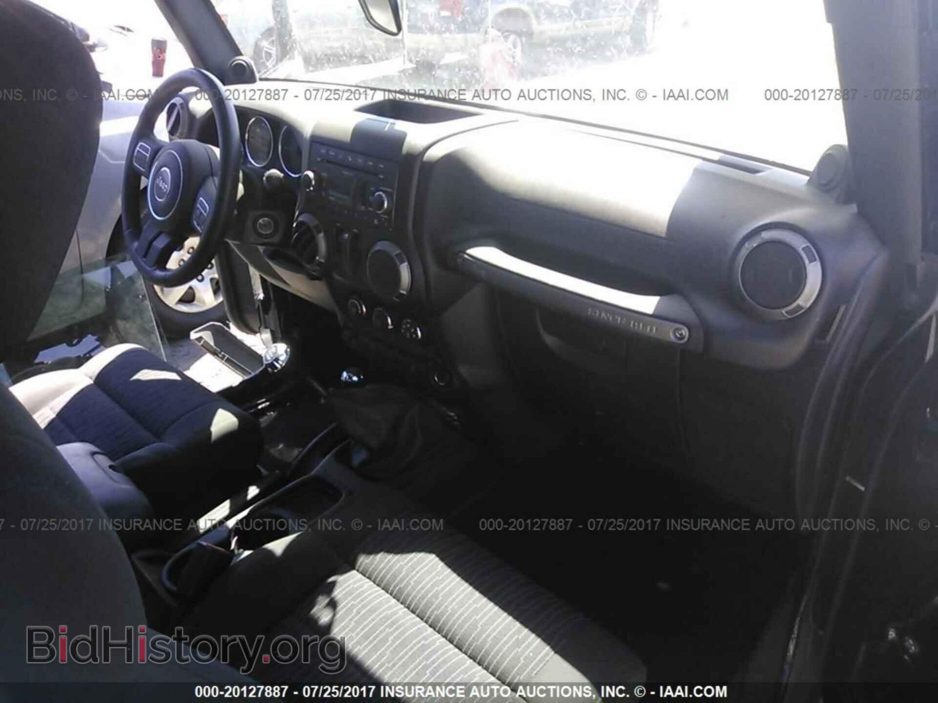 2011 Jeep Wrangler - VIN: 1J4AA2D17BL559802 - Фото 5
