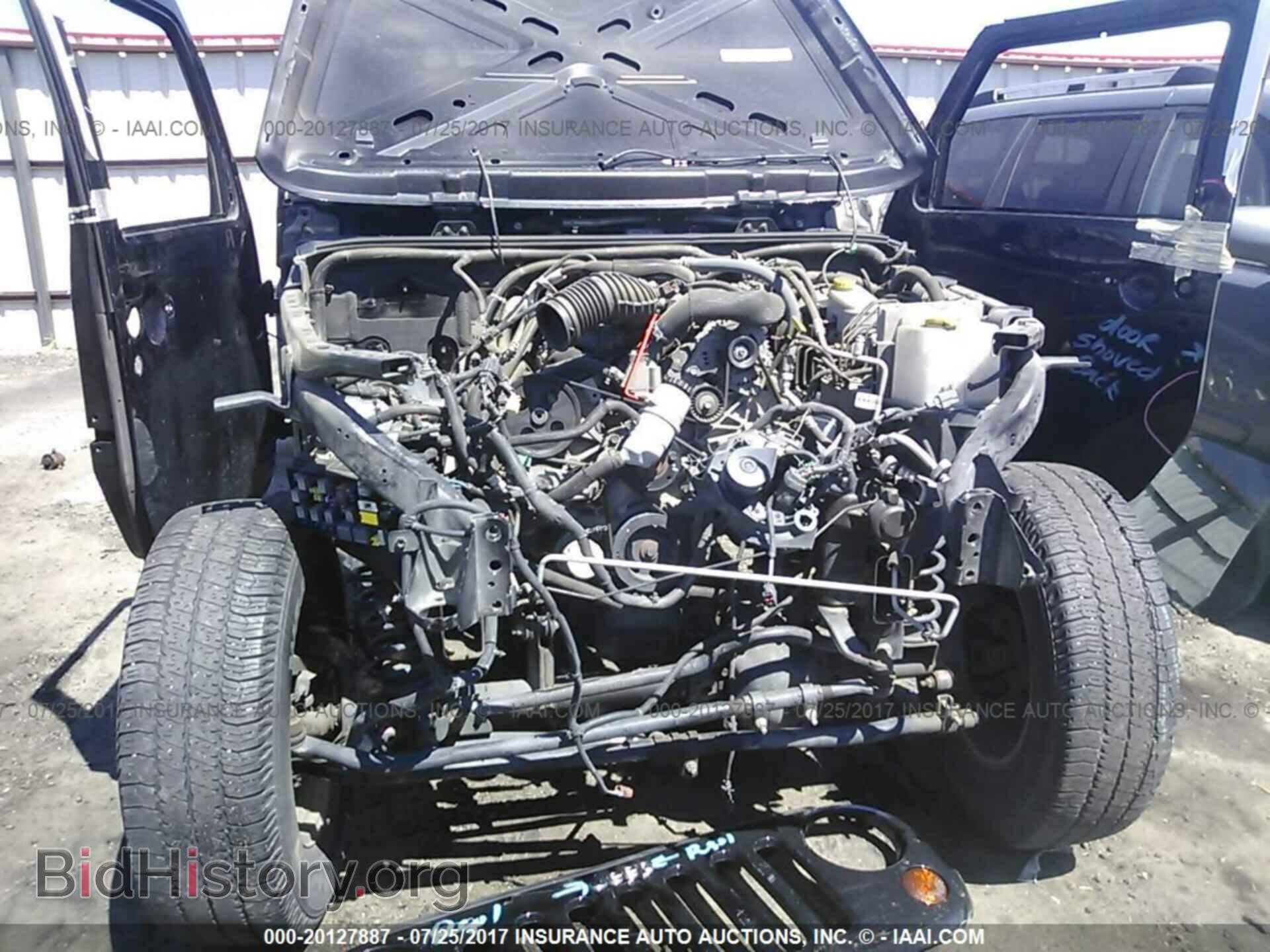 2011 Jeep Wrangler - VIN: 1J4AA2D17BL559802 - Фото 6