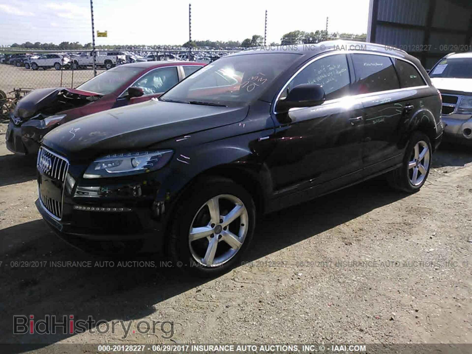 2011 Audi Q7 - VIN: WA1DGBFE9BD002895 - Фото 2