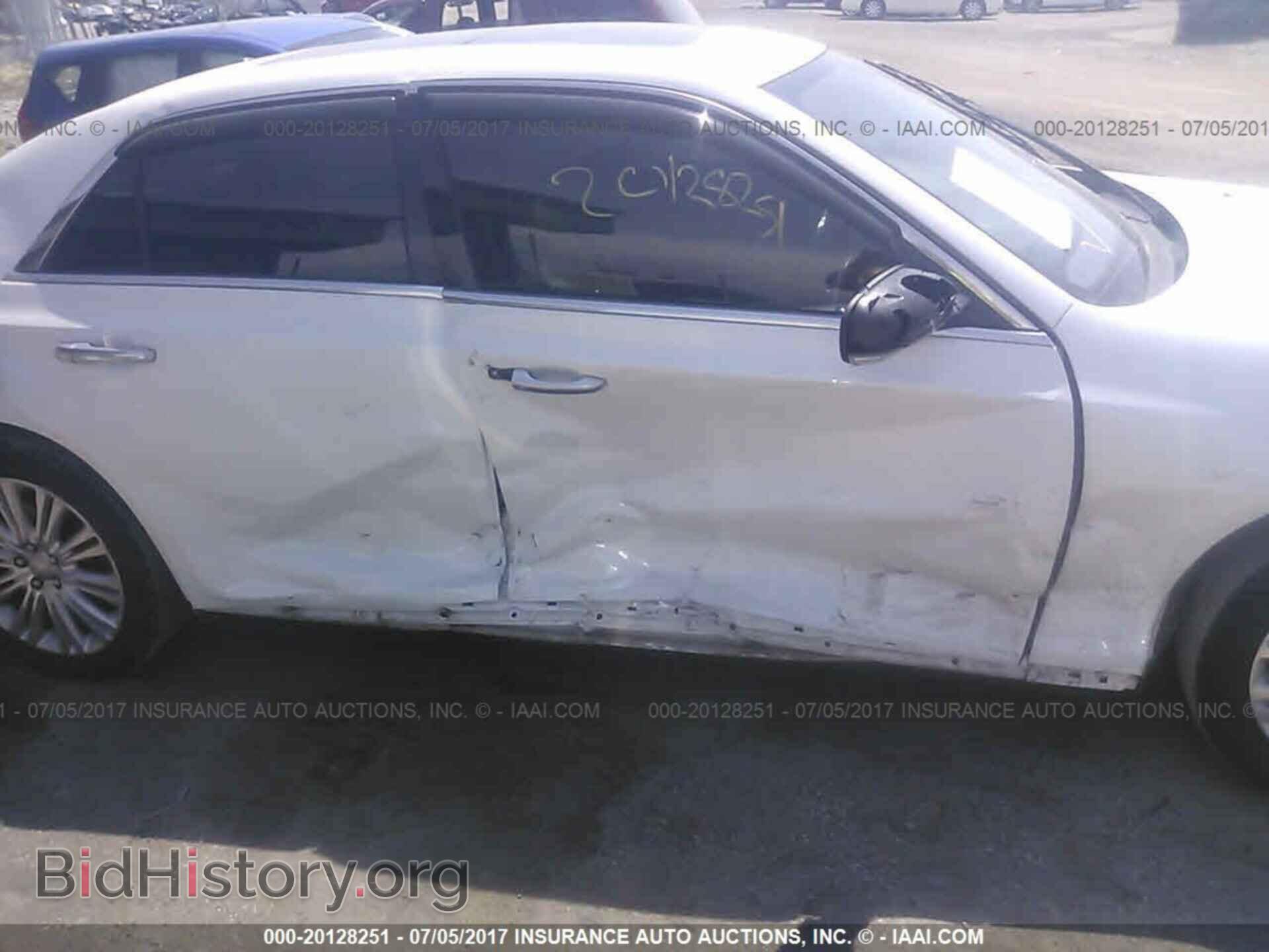 2013 Chrysler 300c - VIN: 2C3CCASG2DH529248 - Фото 6