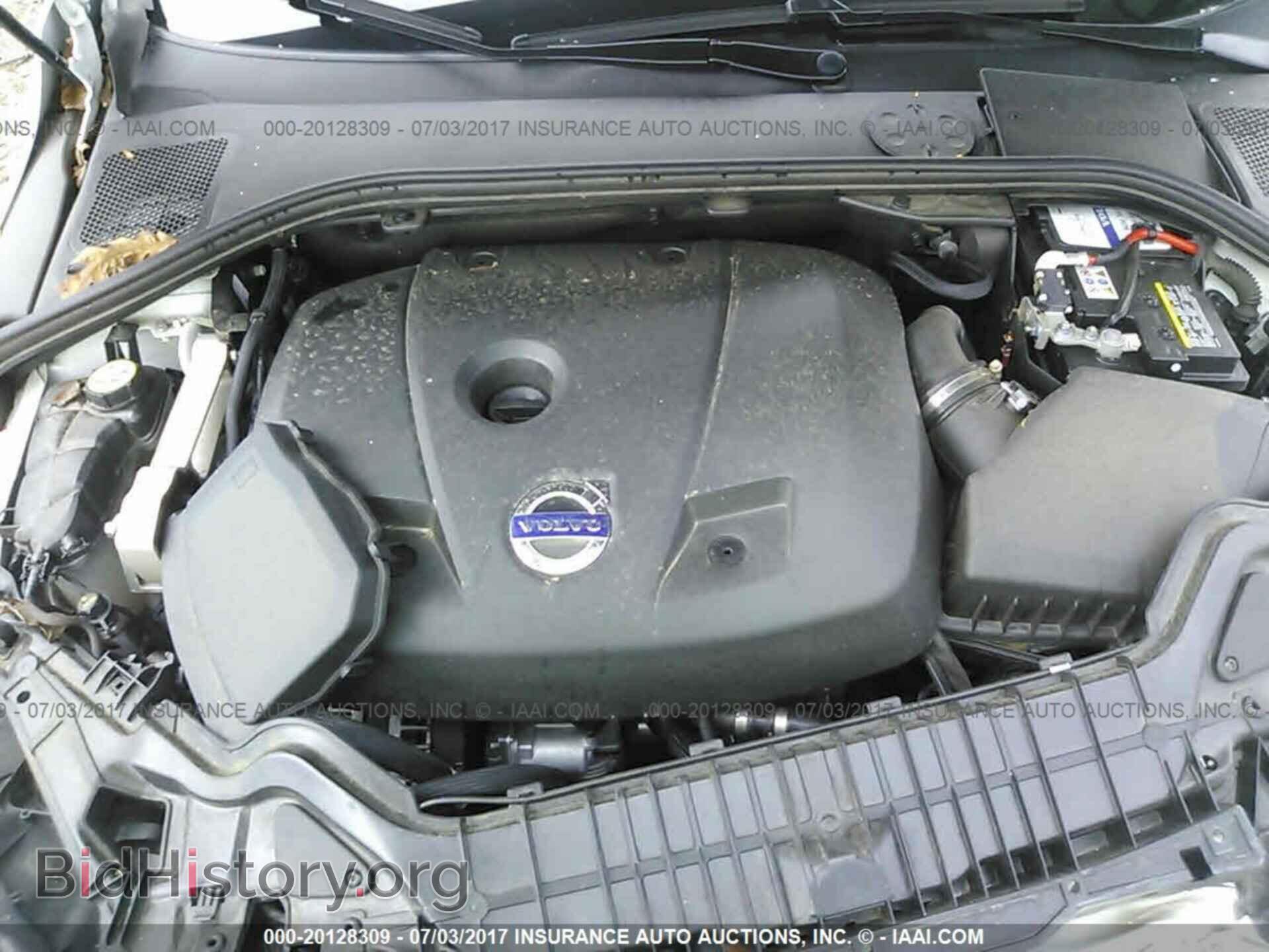2015 Volvo S60 - VIN: YV140MFK3F2332815 - Фото 10
