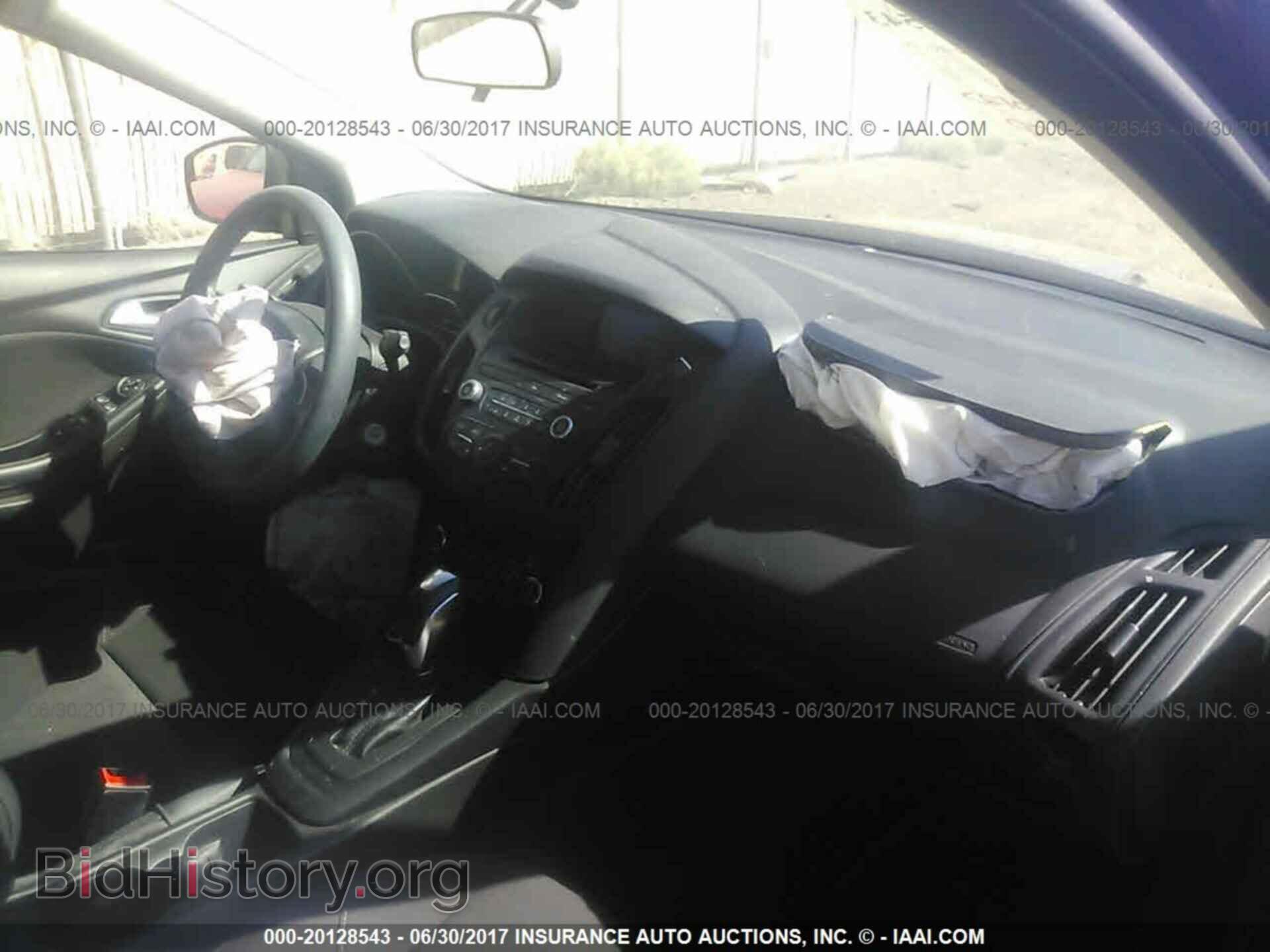 2016 Ford Focus - VIN: 1FADP3KE4GL246992 - Фото 5