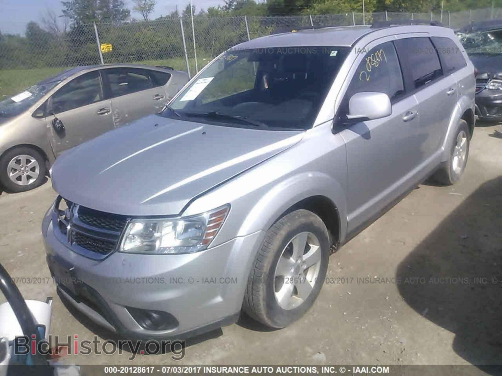 2011 Dodge Journey - VIN: 3D4PG1FG2BT559417 - Фото 2