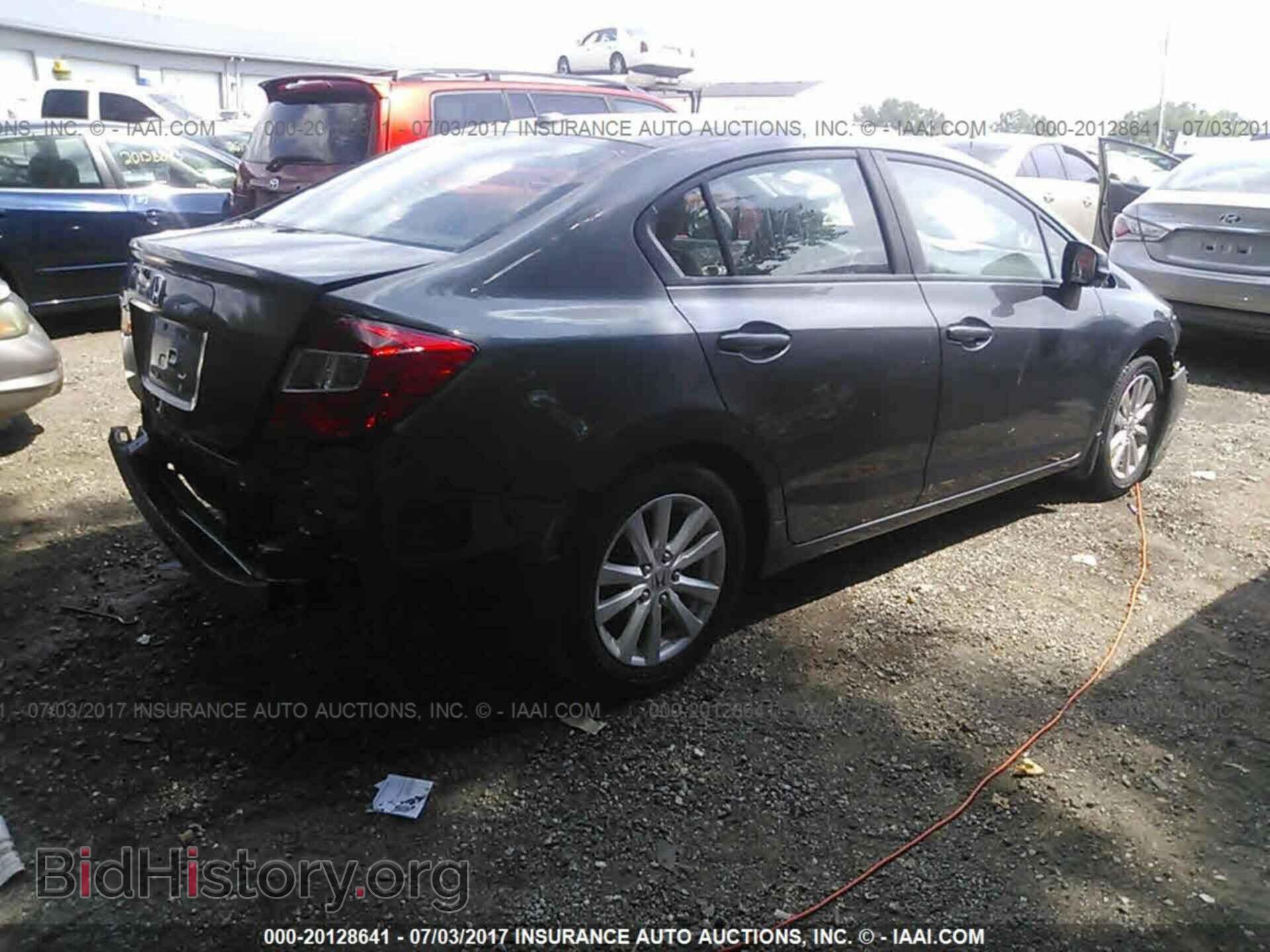 2012 Honda Civic - VIN: 19XFB2F93CE021684 - Фото 4