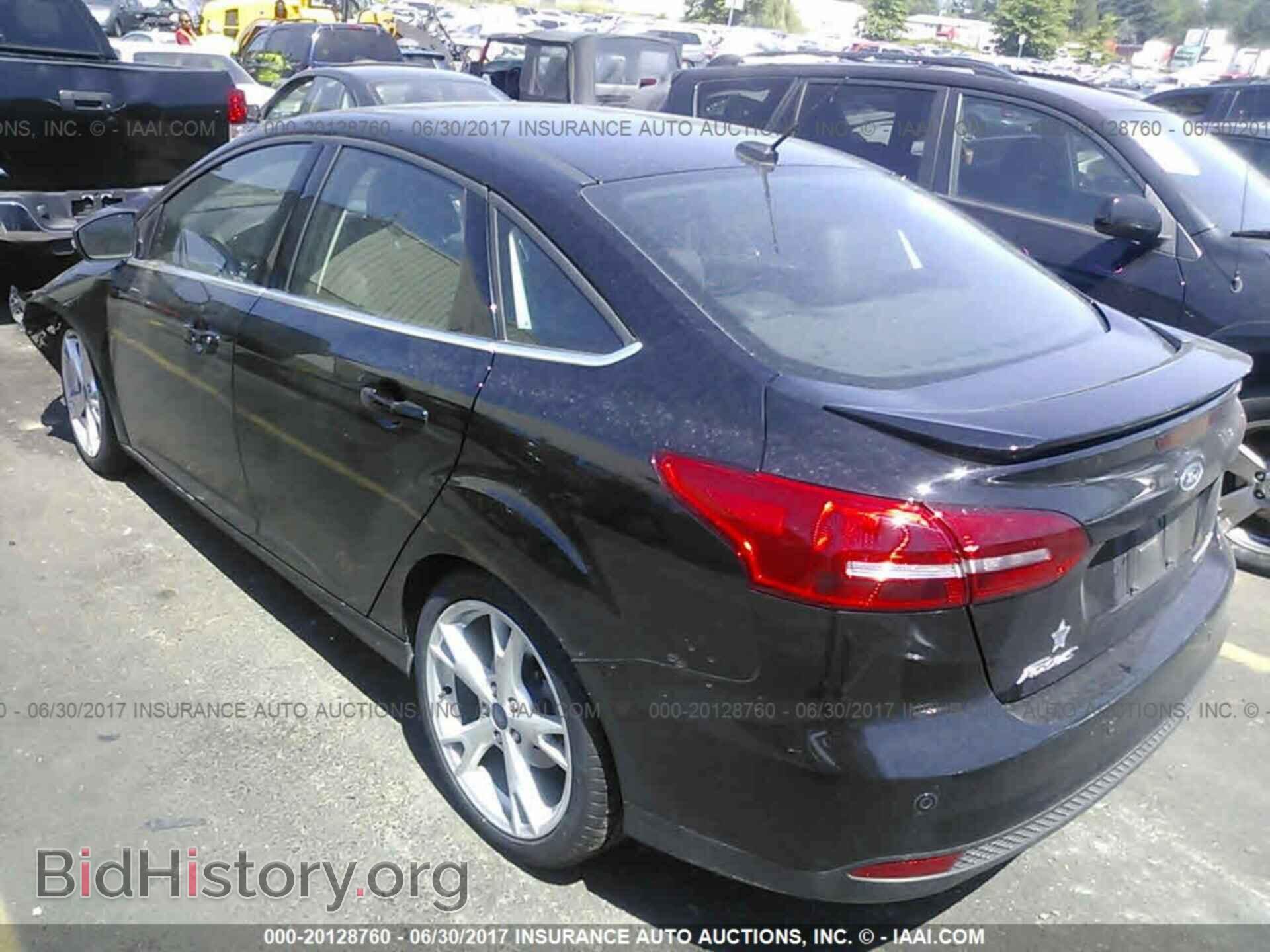 2016 Ford Focus - VIN: 1FADP3J24GL351605 - Фото 3