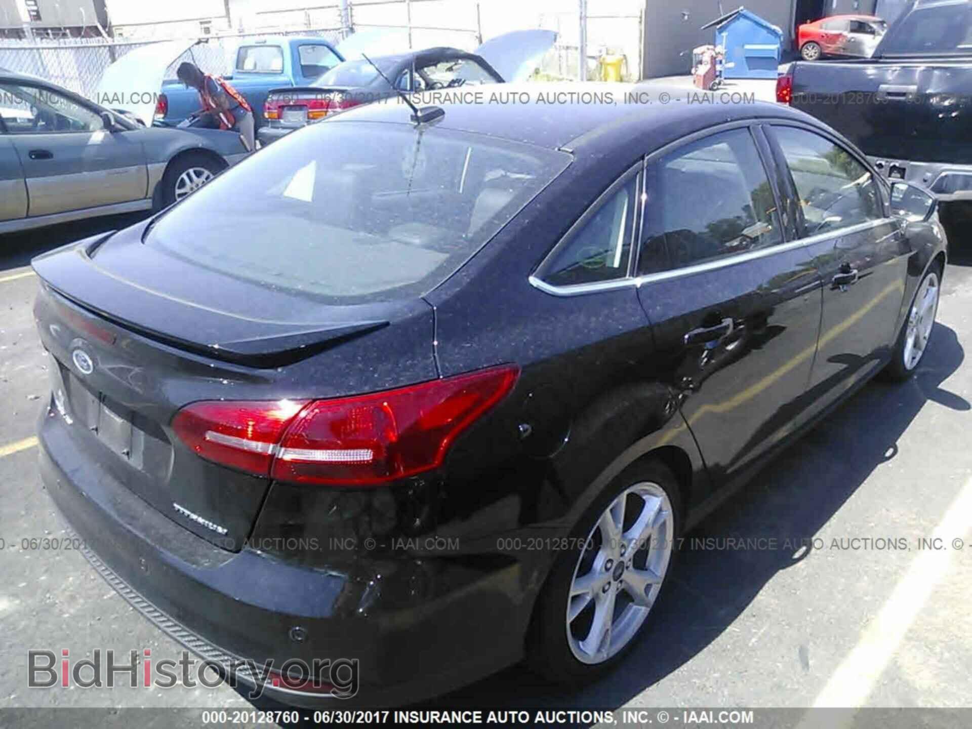 2016 Ford Focus - VIN: 1FADP3J24GL351605 - Фото 4