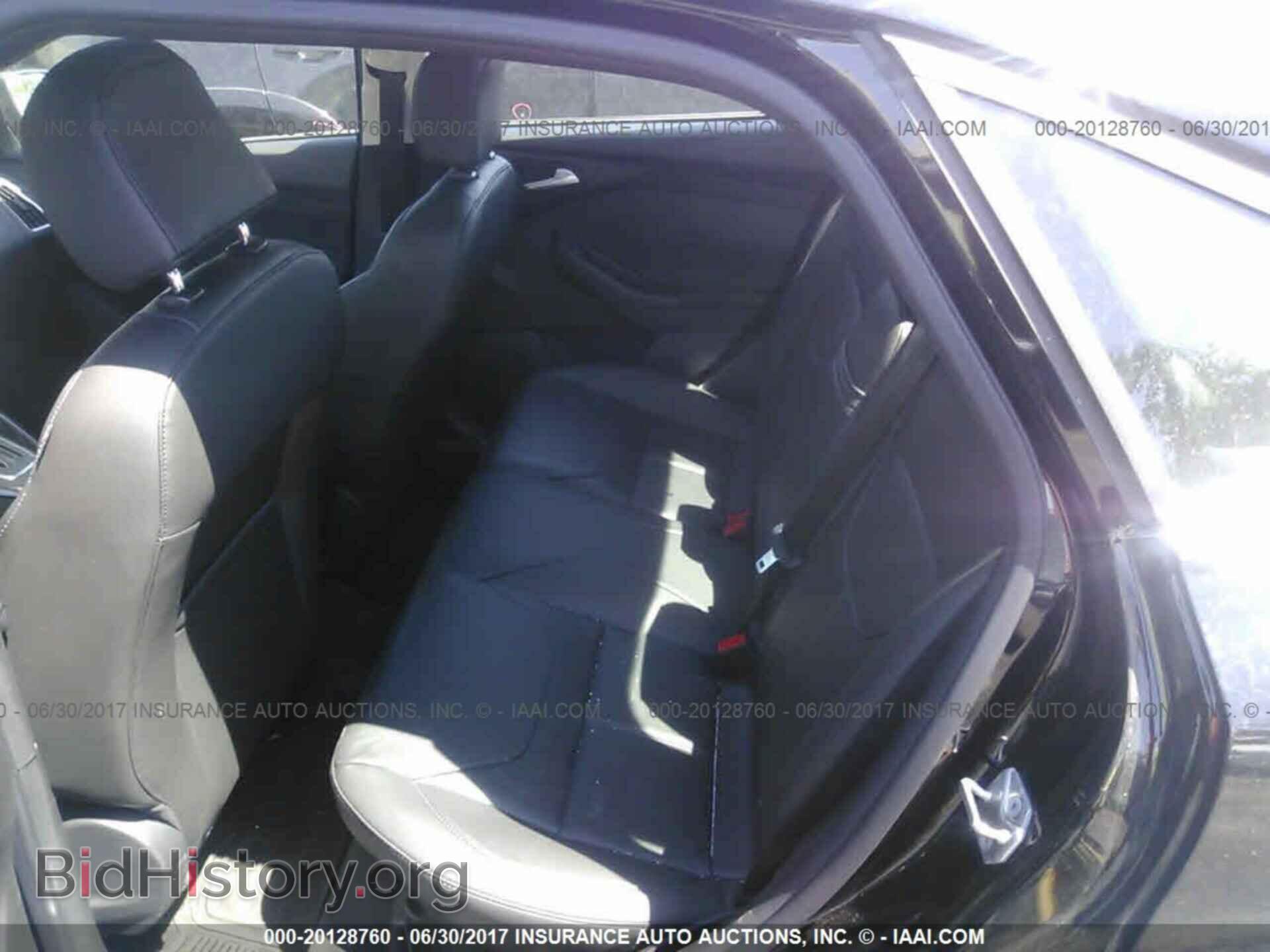 2016 Ford Focus - VIN: 1FADP3J24GL351605 - Фото 8