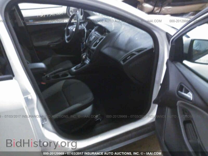 2014 Ford FOCUS (VIN 1FADP3F23EL370376) — photo 5 of 10