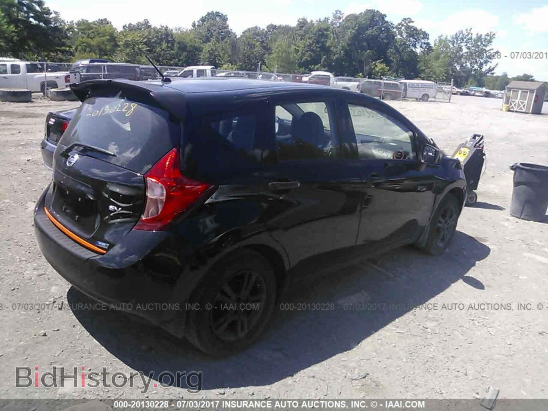 2015 Nissan Versa note - VIN: 3N1CE2CPXFL442284 - Фото 4