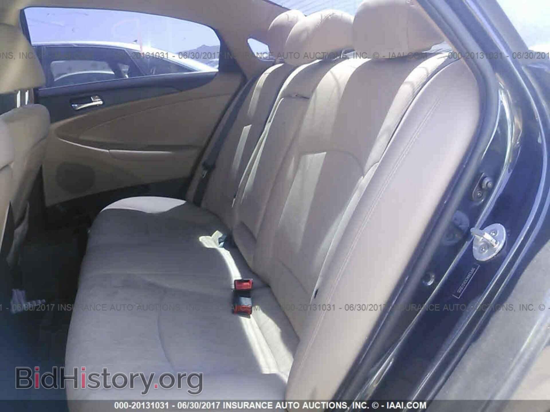 2012 Hyundai Sonata - VIN: 5NPEB4AC1CH373555 - Фото 8