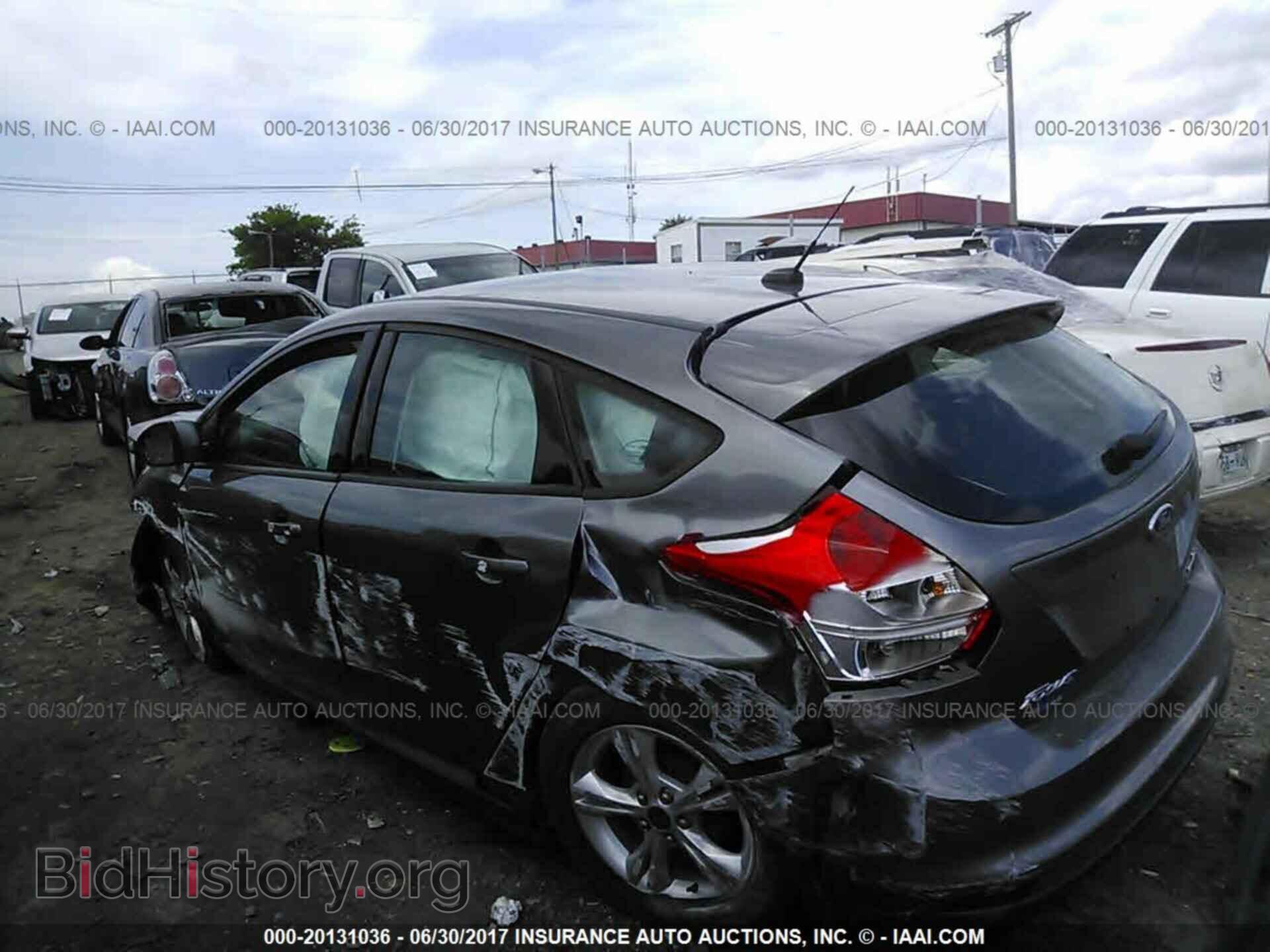 2014 Ford Focus - VIN: 1FADP3K28EL190672 - Фото 3
