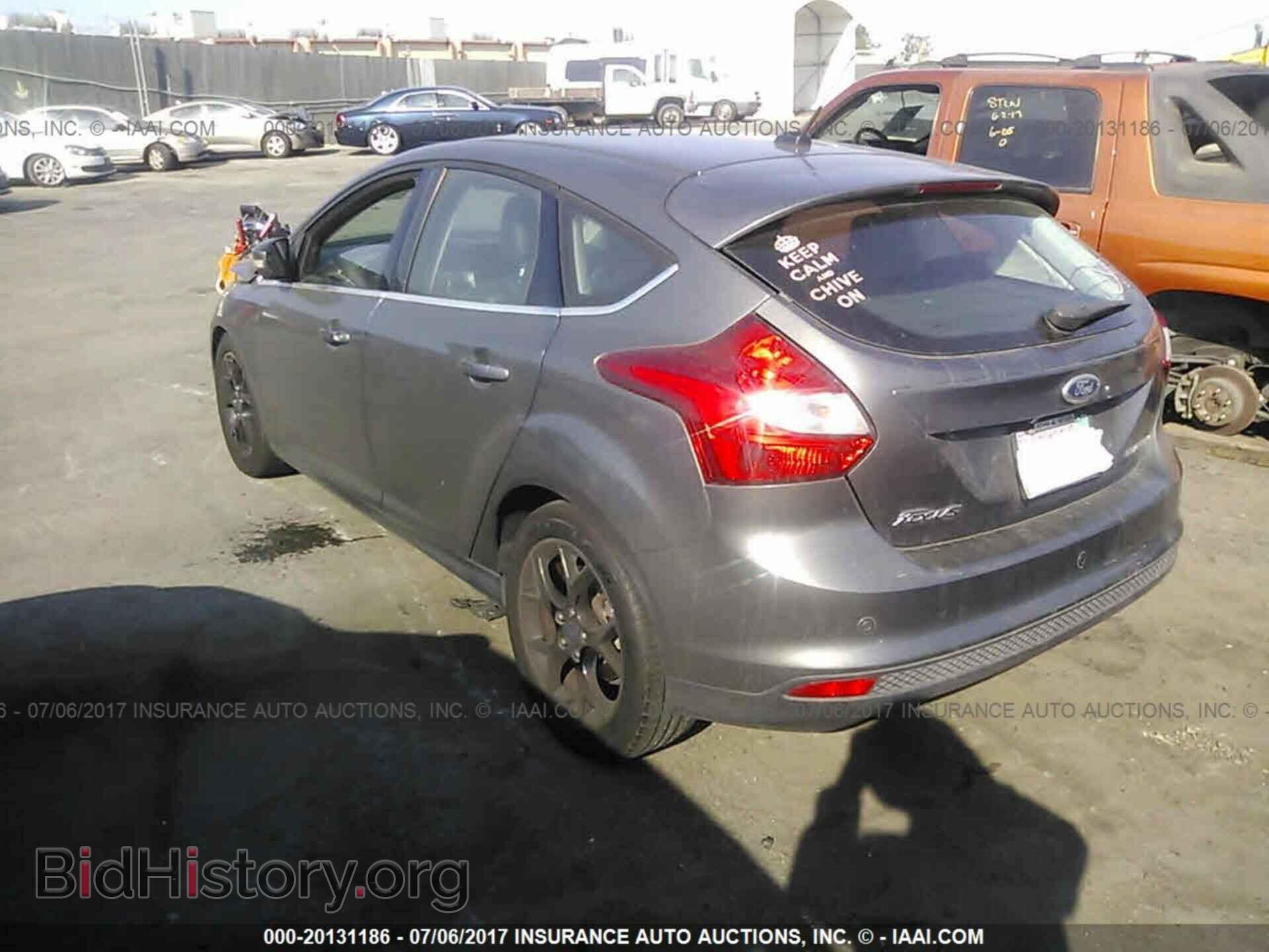 2012 Ford Focus - VIN: 1FAHP3N2XCL267875 - Photo 3
