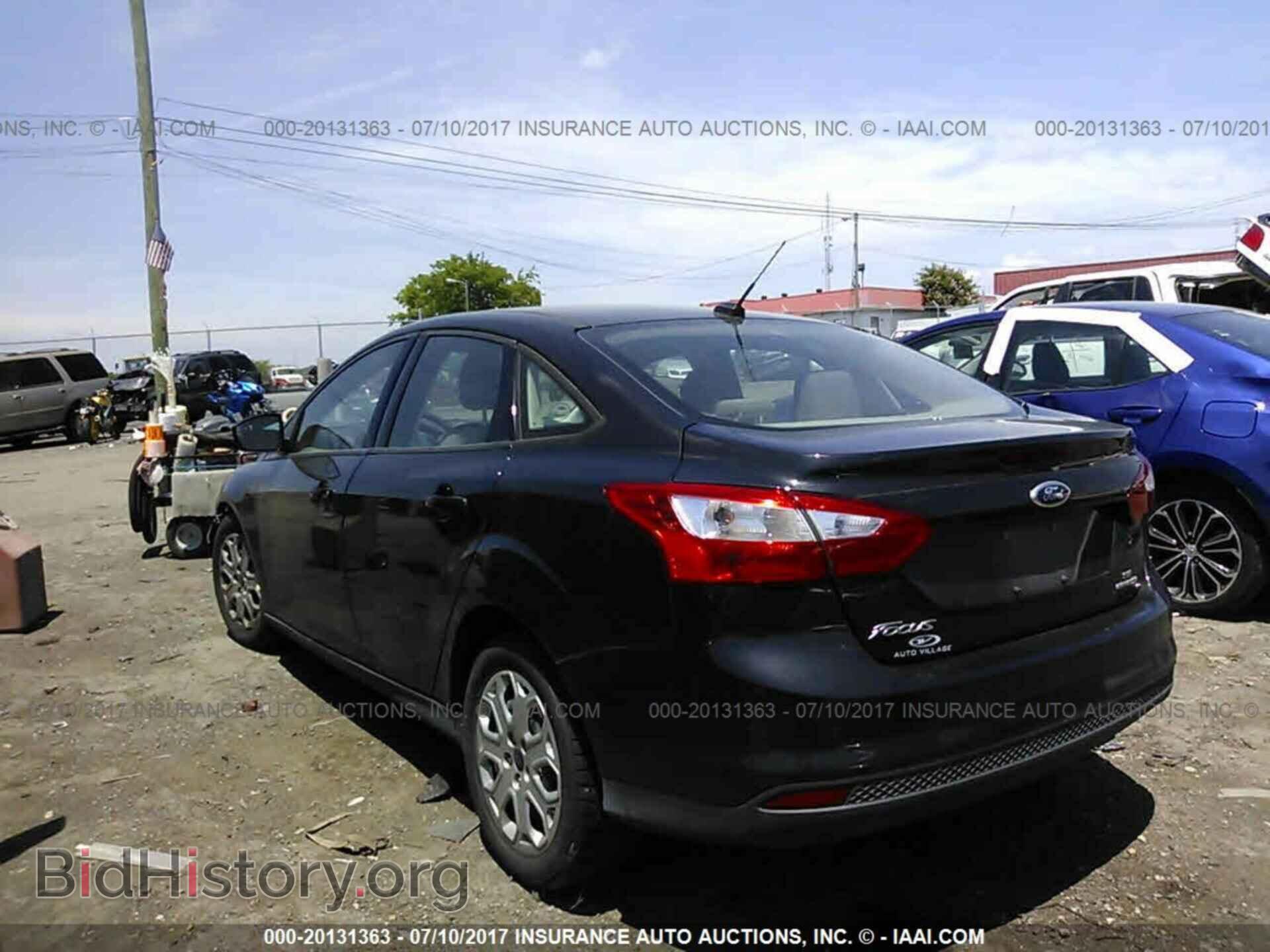 2012 Ford Focus - VIN: 1FAHP3F25CL408964 - Photo 3
