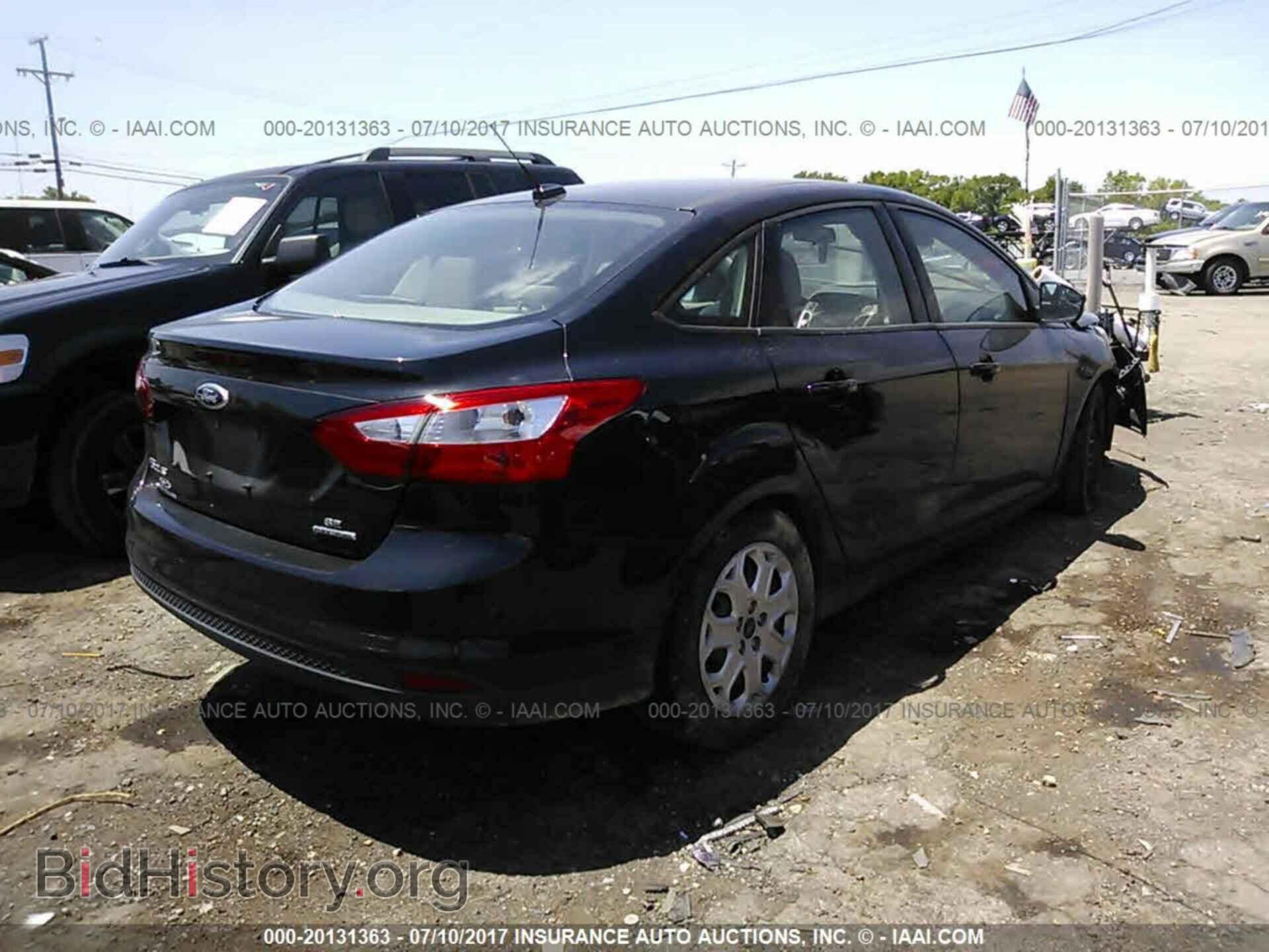 2012 Ford Focus - VIN: 1FAHP3F25CL408964 - Photo 4