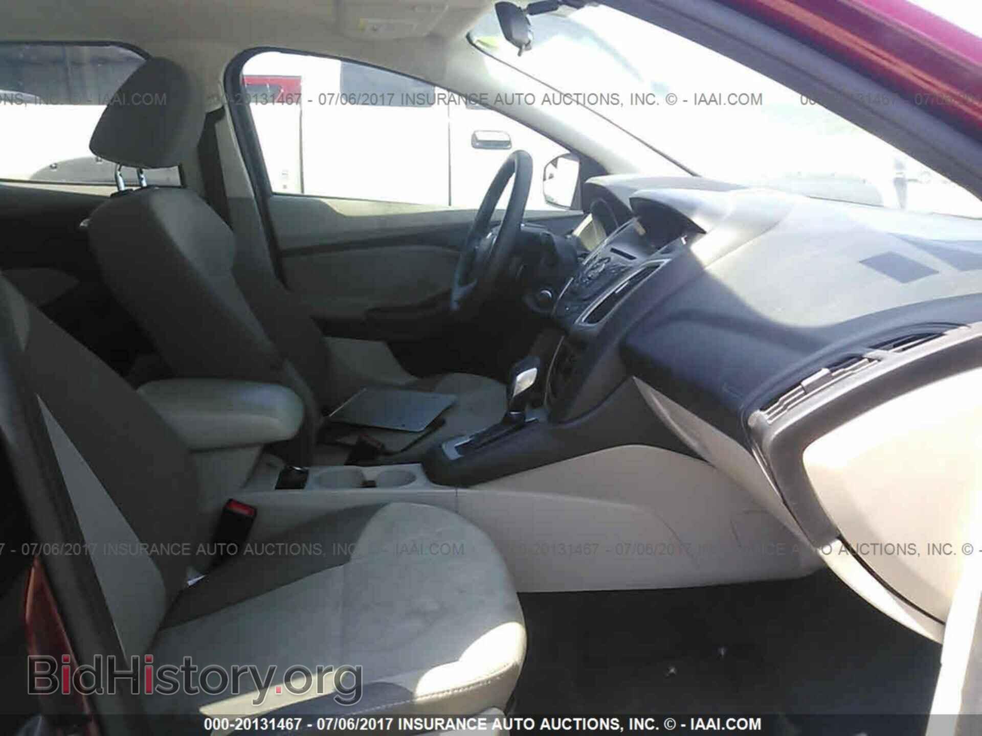 2013 Ford Focus - VIN: 1FADP3F22DL352076 - Фото 5