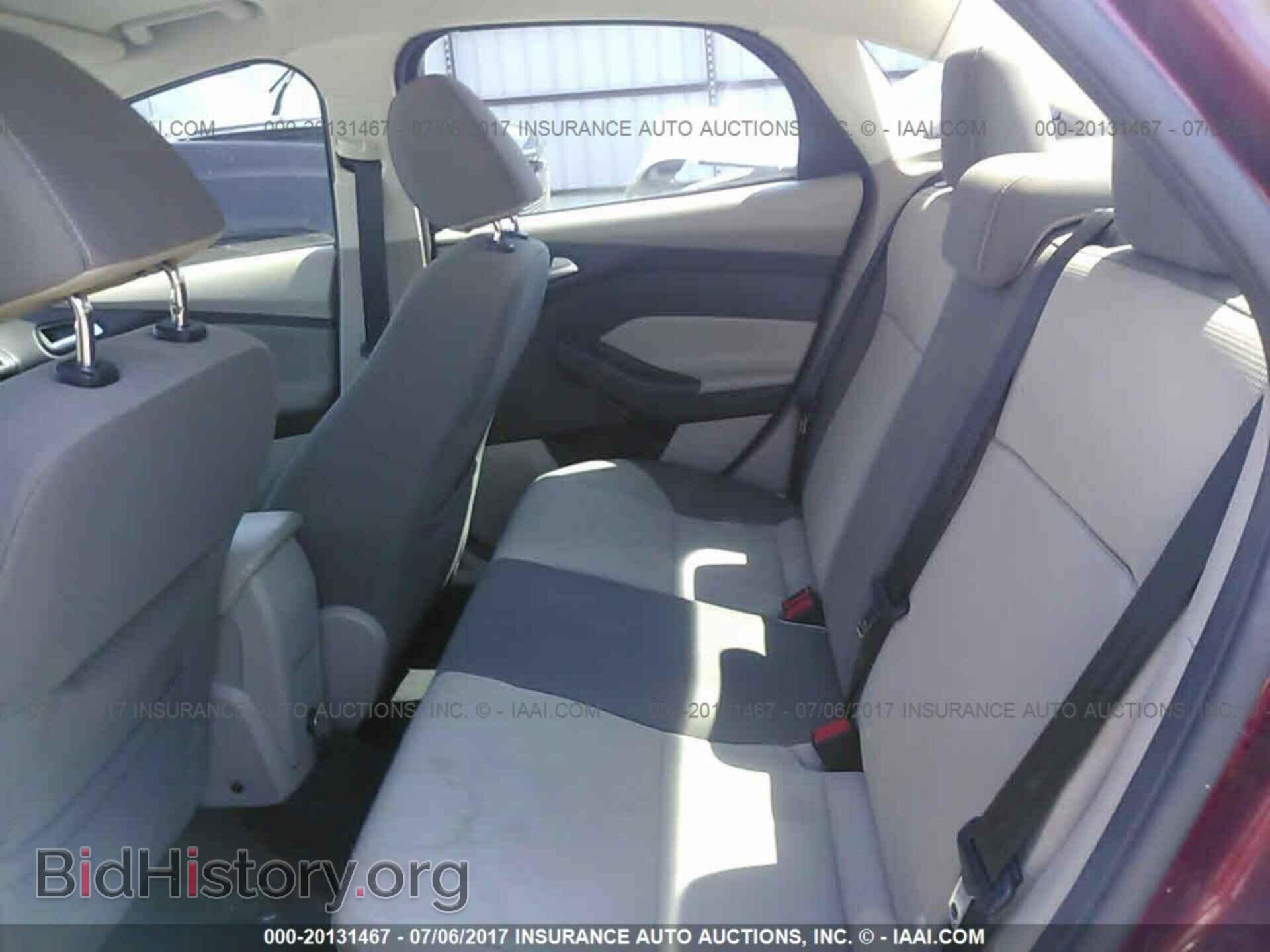 2013 Ford Focus - VIN: 1FADP3F22DL352076 - Фото 8