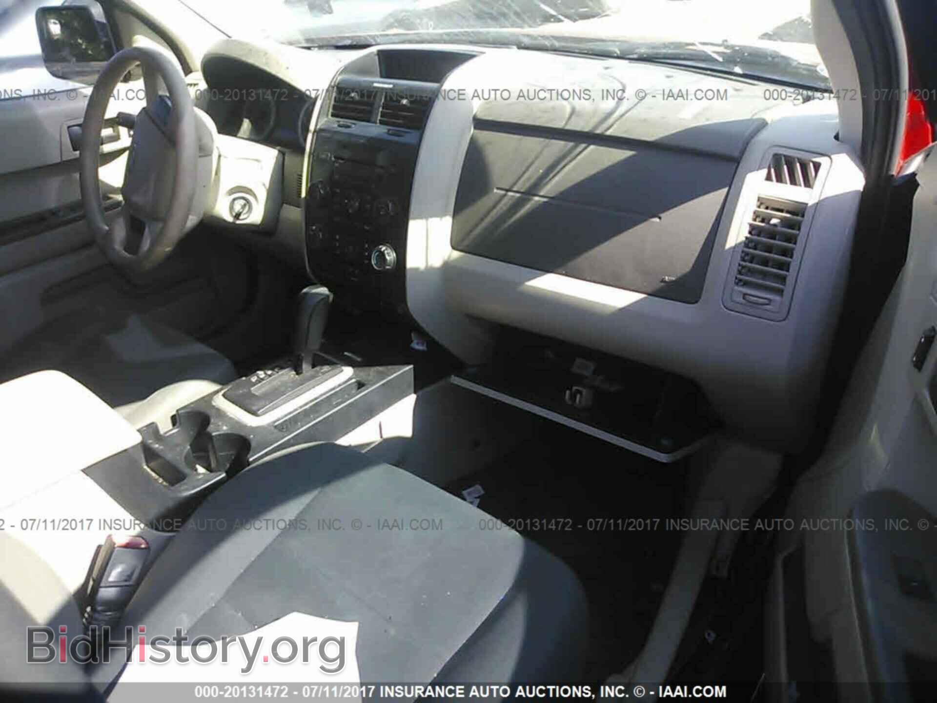 2011 Ford Escape - VIN: 1FMCU0C7XBKB57516 - Фото 5