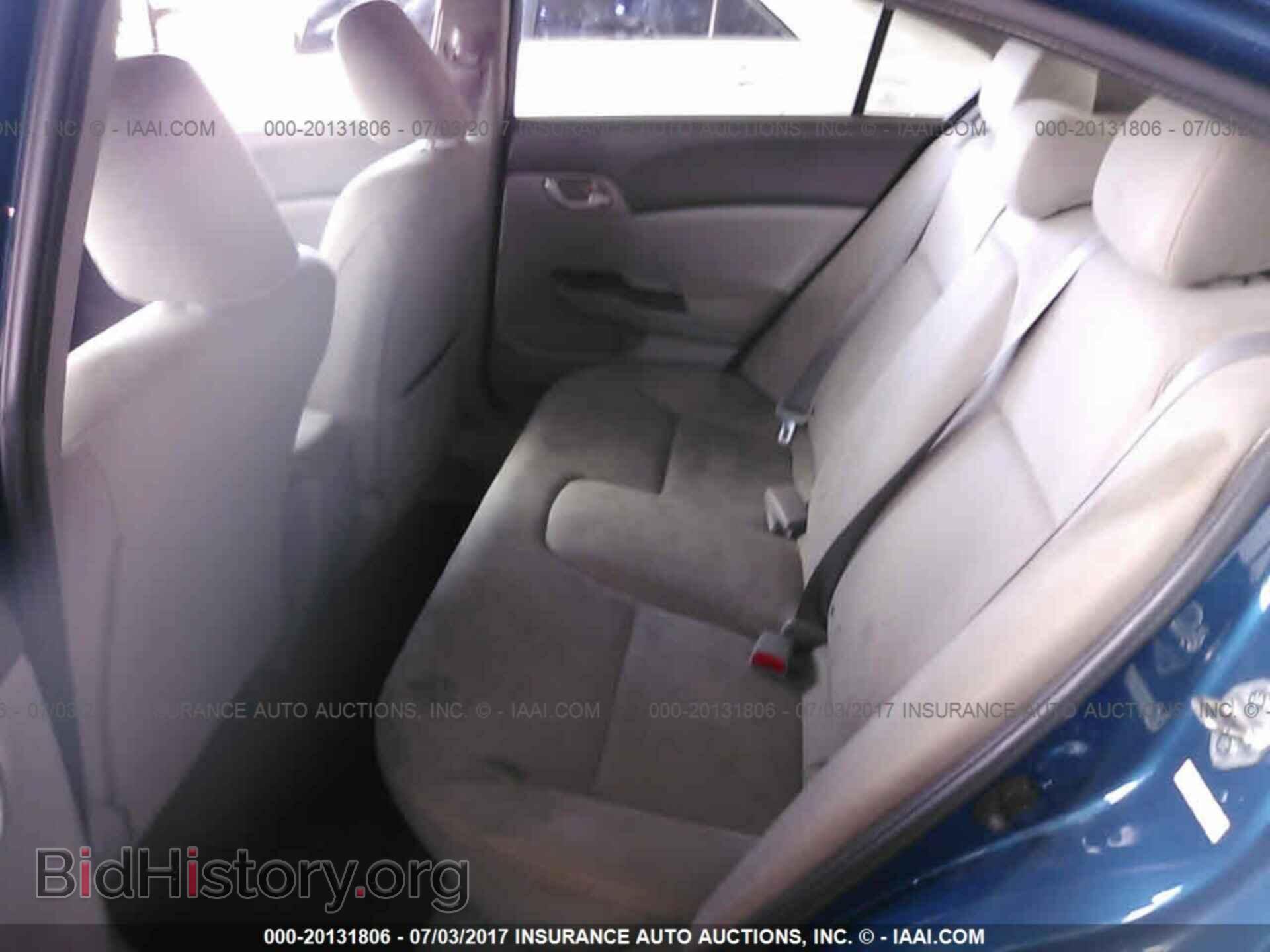2012 Honda Civic - VIN: 19XFB2F59CE066402 - Photo 8
