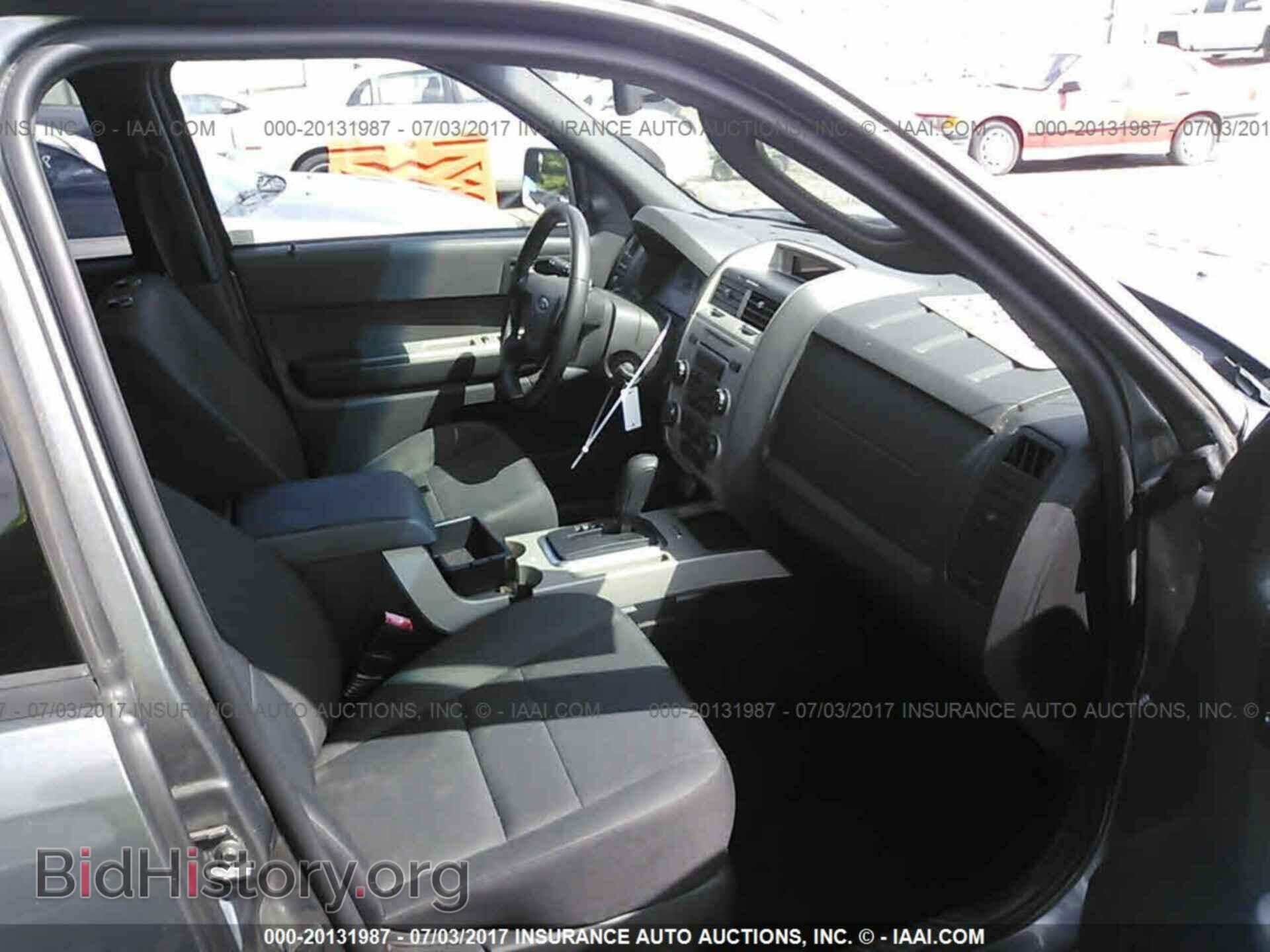 2012 Ford Escape - VIN: 1FMCU0DGXCKB38514 - Photo 5