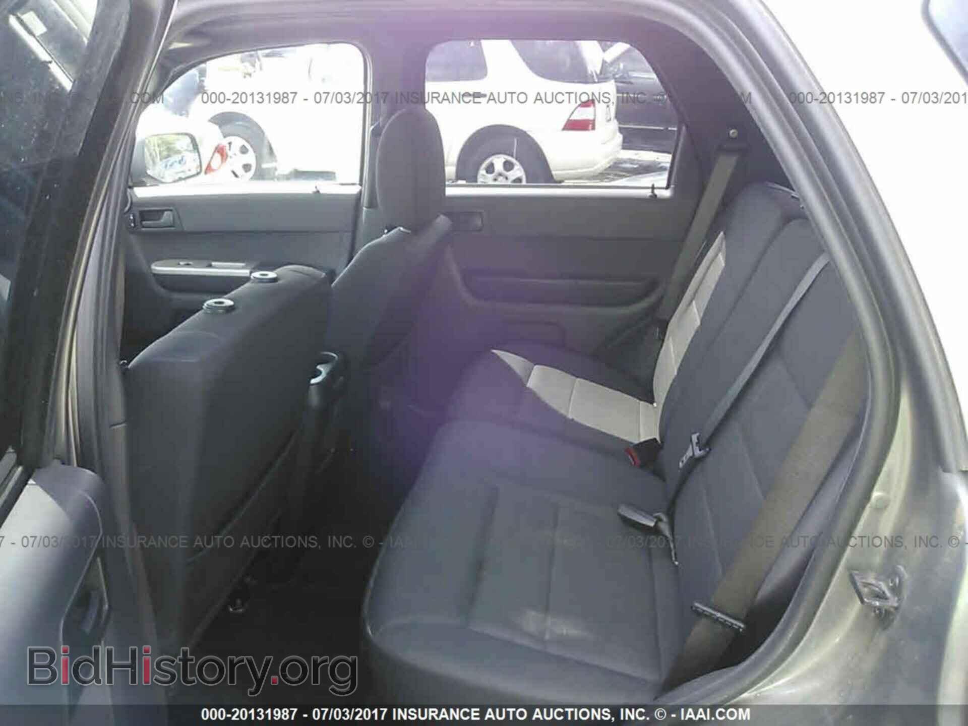 2012 Ford Escape - VIN: 1FMCU0DGXCKB38514 - Photo 8