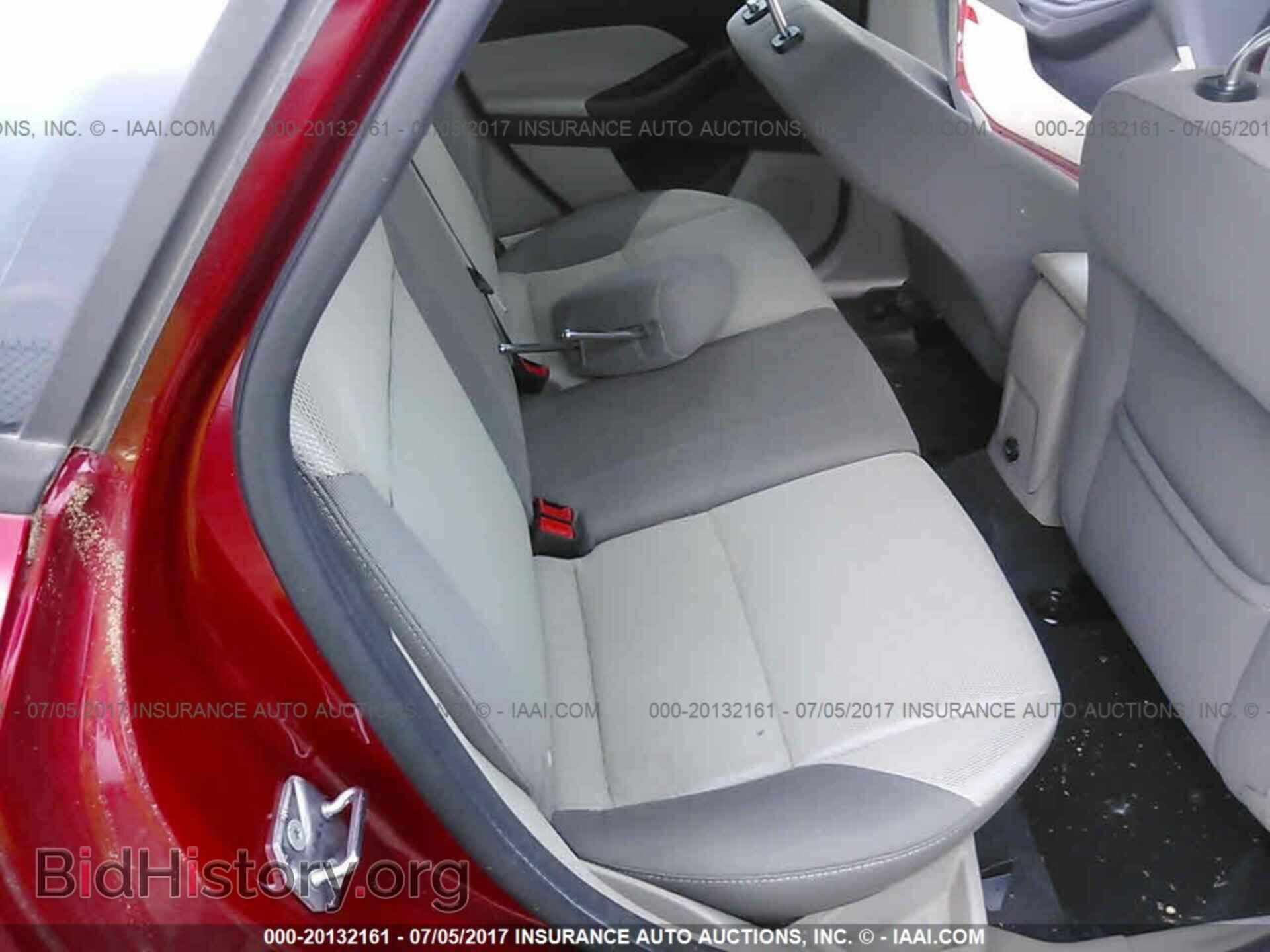 2012 Ford Focus - VIN: 1FAHP3K22CL370230 - Photo 8