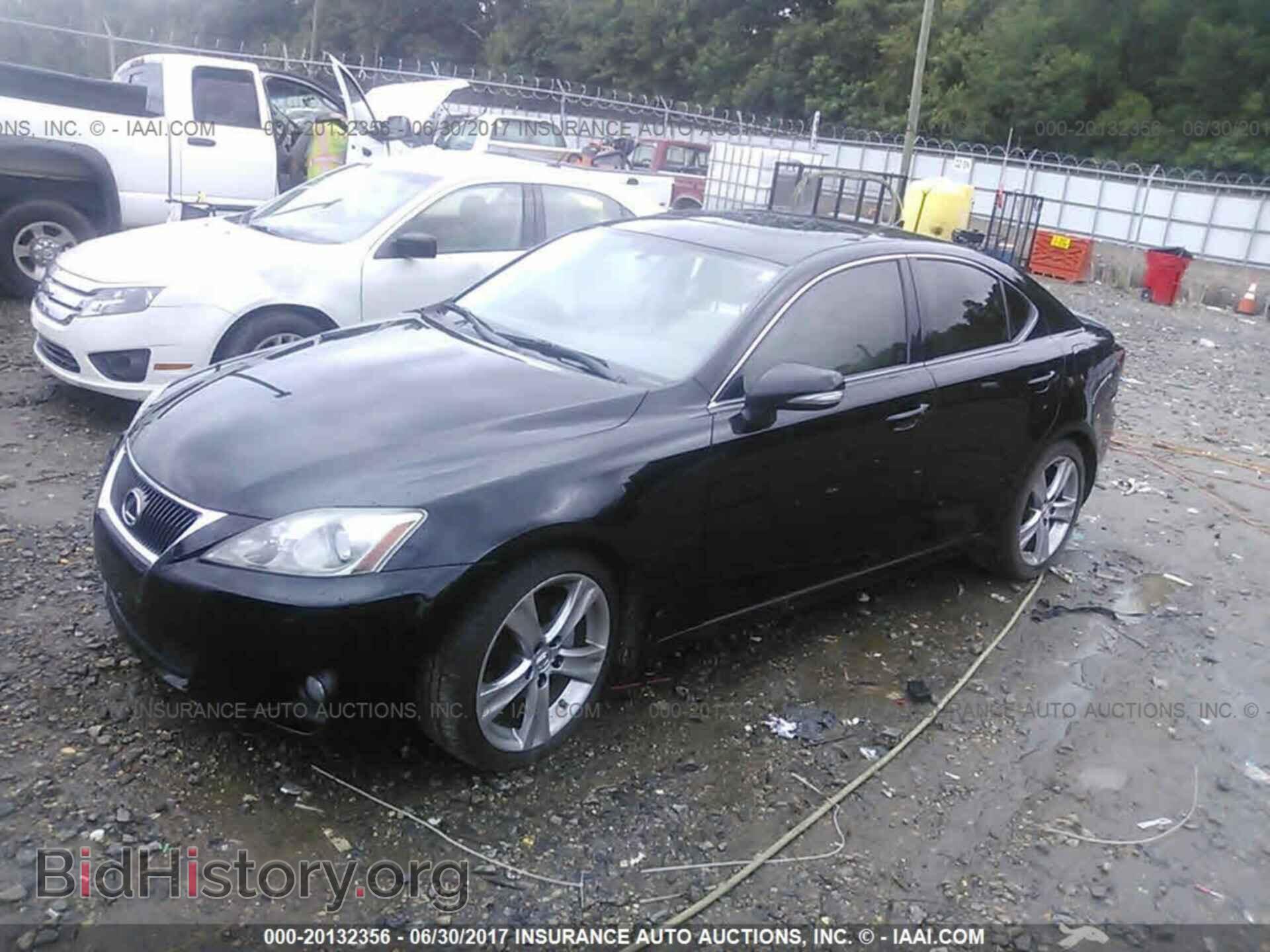 2011 Lexus Is - VIN: JTHBF5C25B5133603 - Photo 2