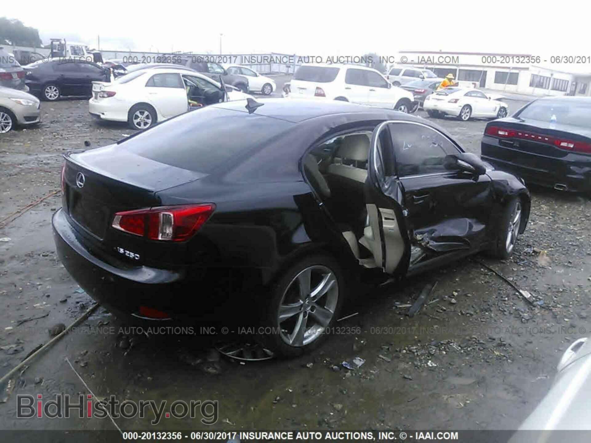2011 Lexus Is - VIN: JTHBF5C25B5133603 - Photo 4