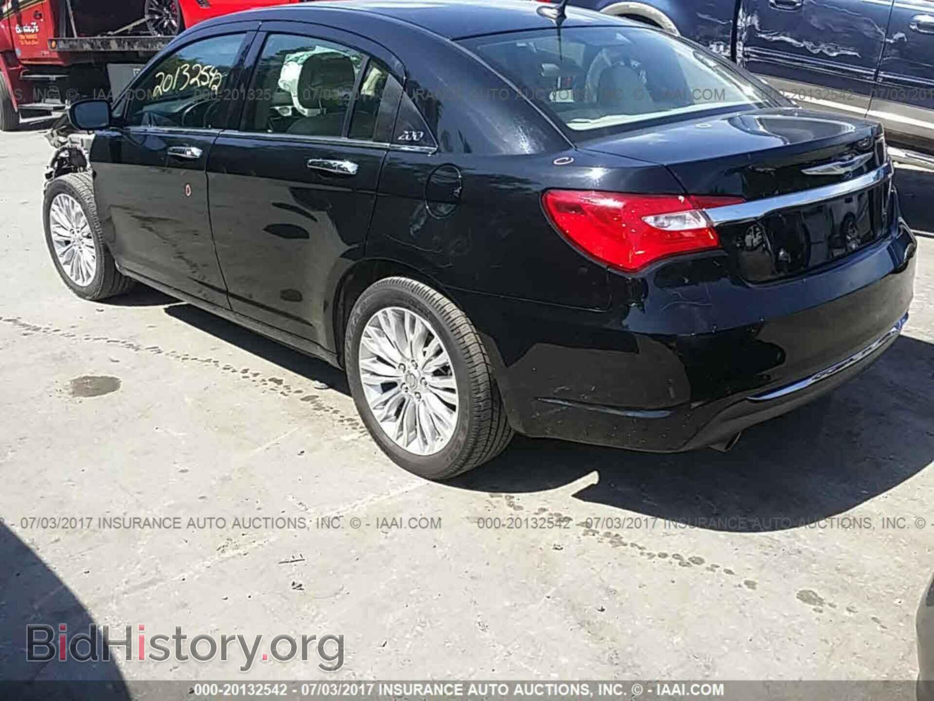 2012 Chrysler 200 - VIN: 1C3CCBCG5CN230489 - Фото 3