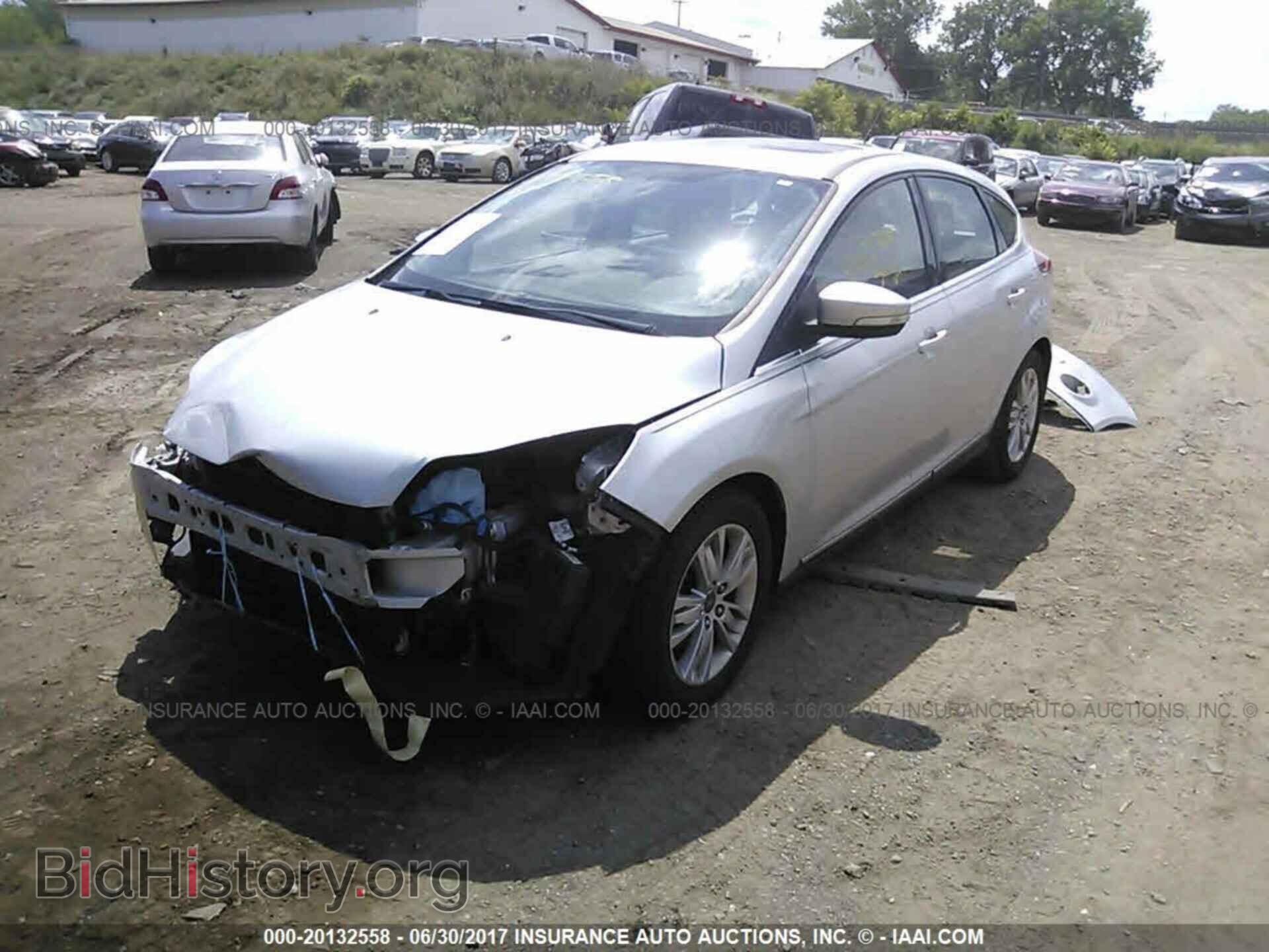 2012 Ford Focus - VIN: 1FAHP3M23CL453730 - Фото 2