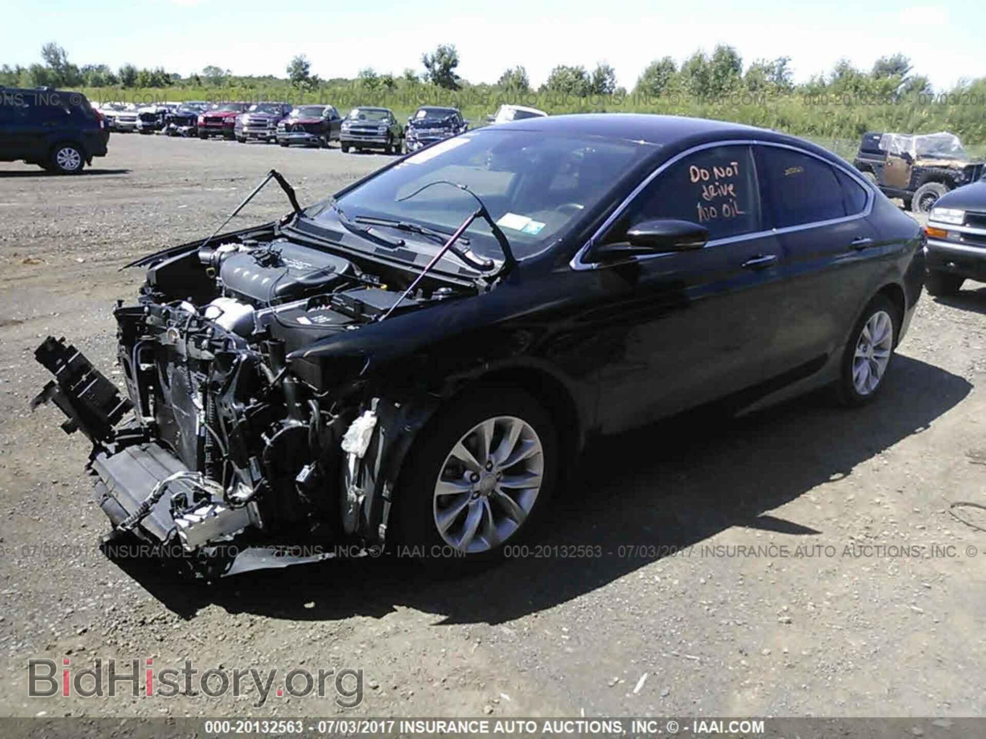 2015 Chrysler 200 - VIN: 1C3CCCCB0FN548650 - Фото 2