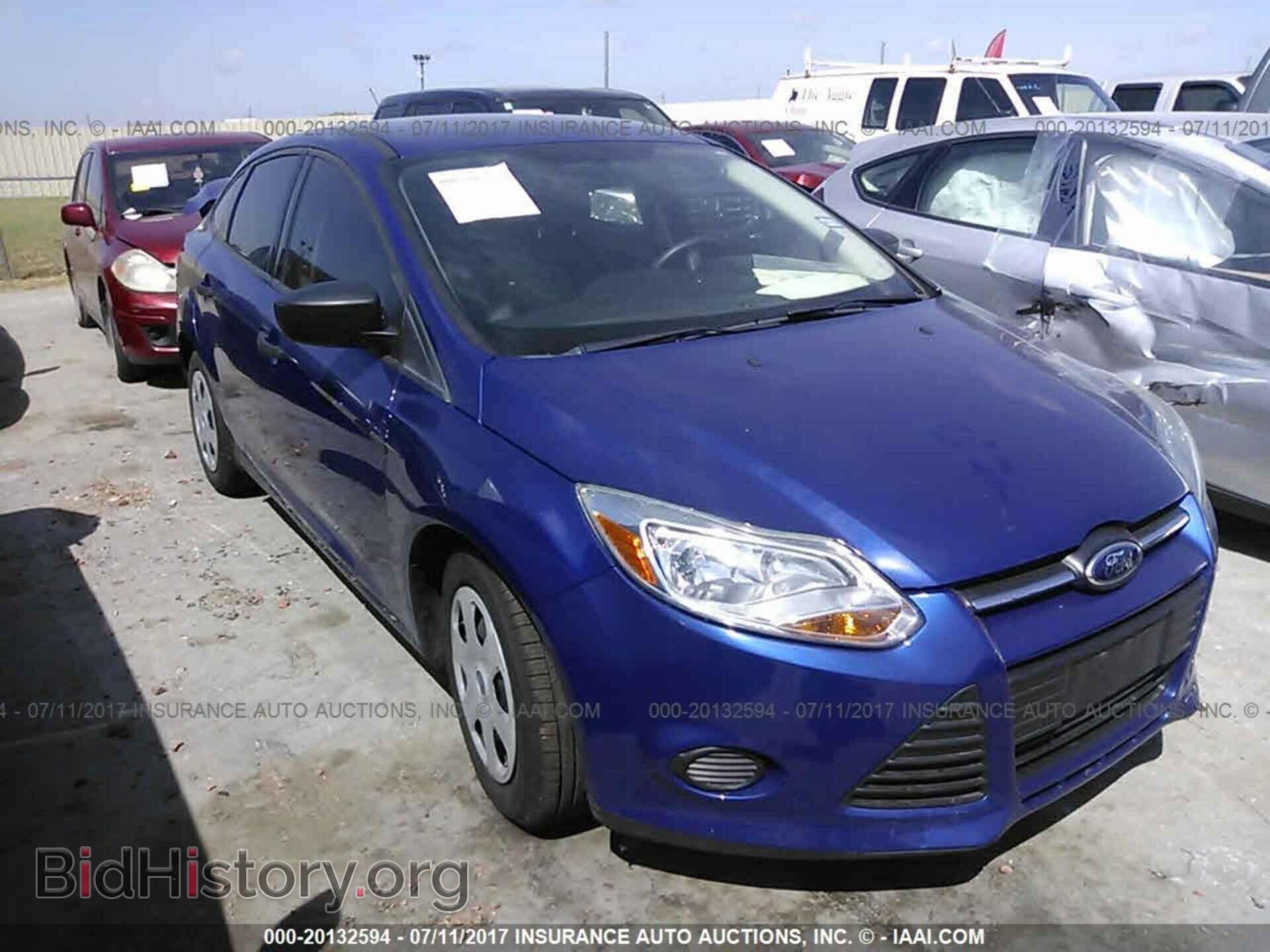 Photo 1FAHP3E21CL449495 - Ford Focus 2012