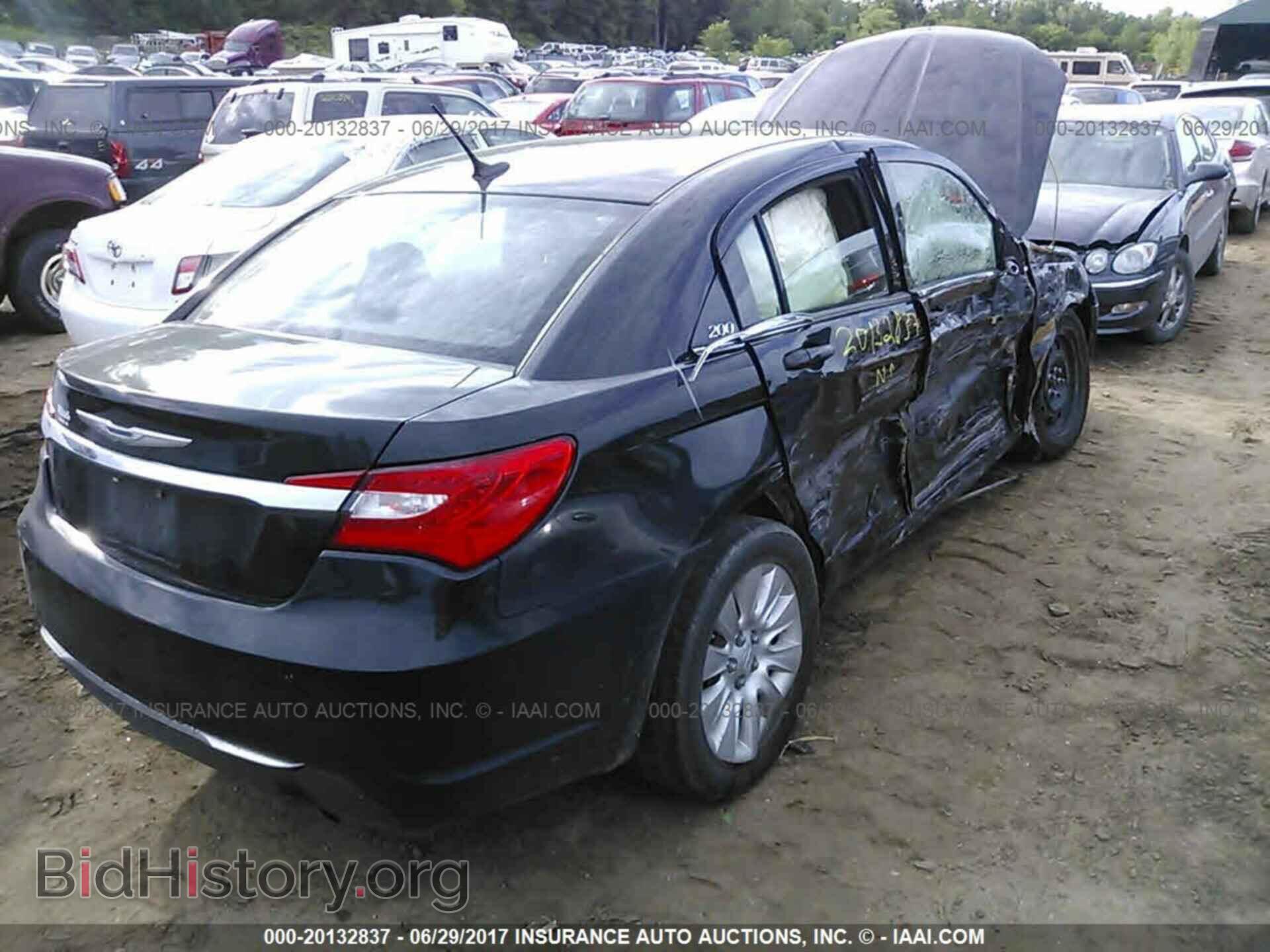 2012 Chrysler 200 - VIN: 1C3CCBAB4CN225923 - Photo 4