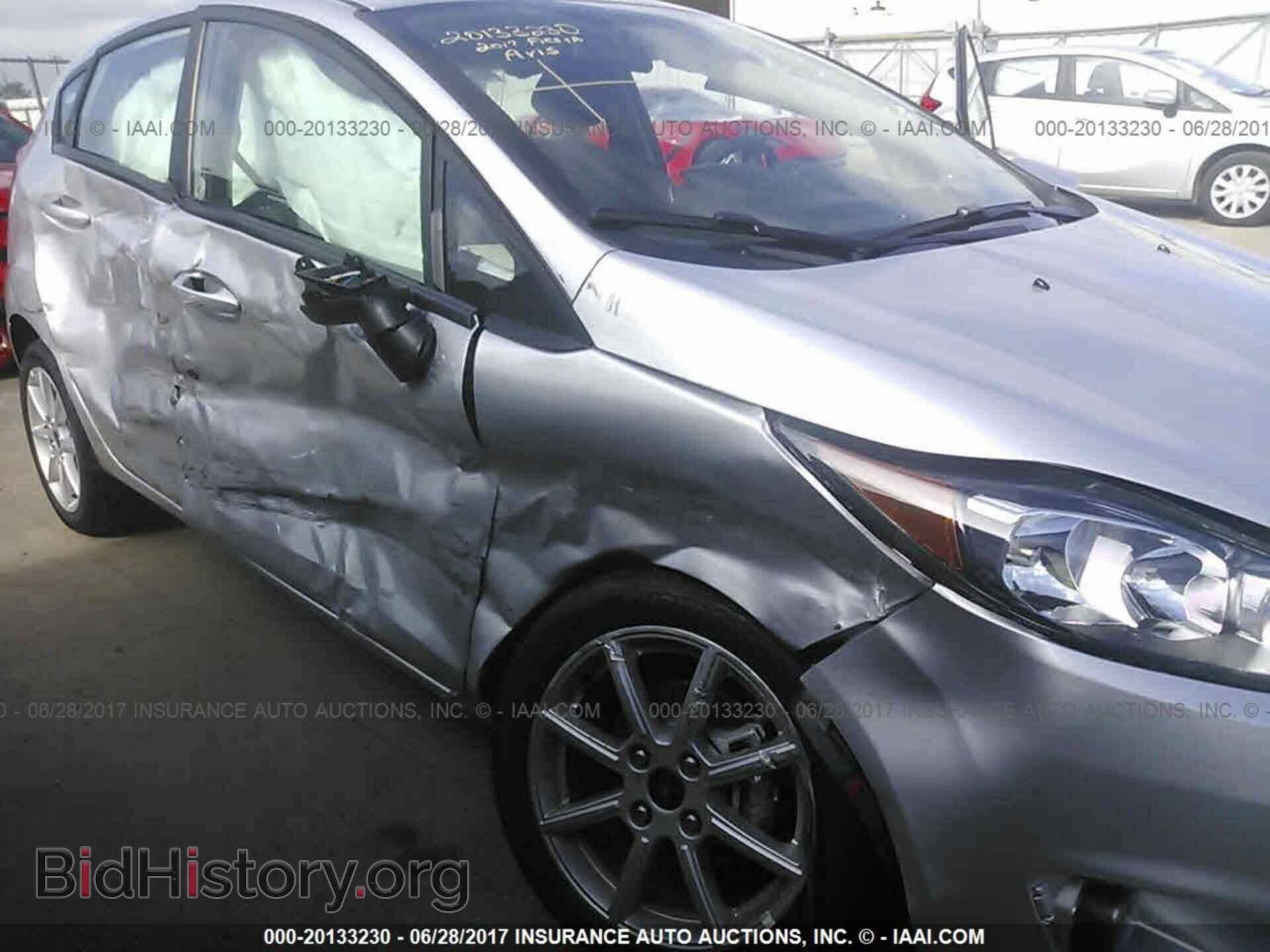 2017 Ford Fiesta - VIN: 3FADP4EJ3HM138992 - Photo 6