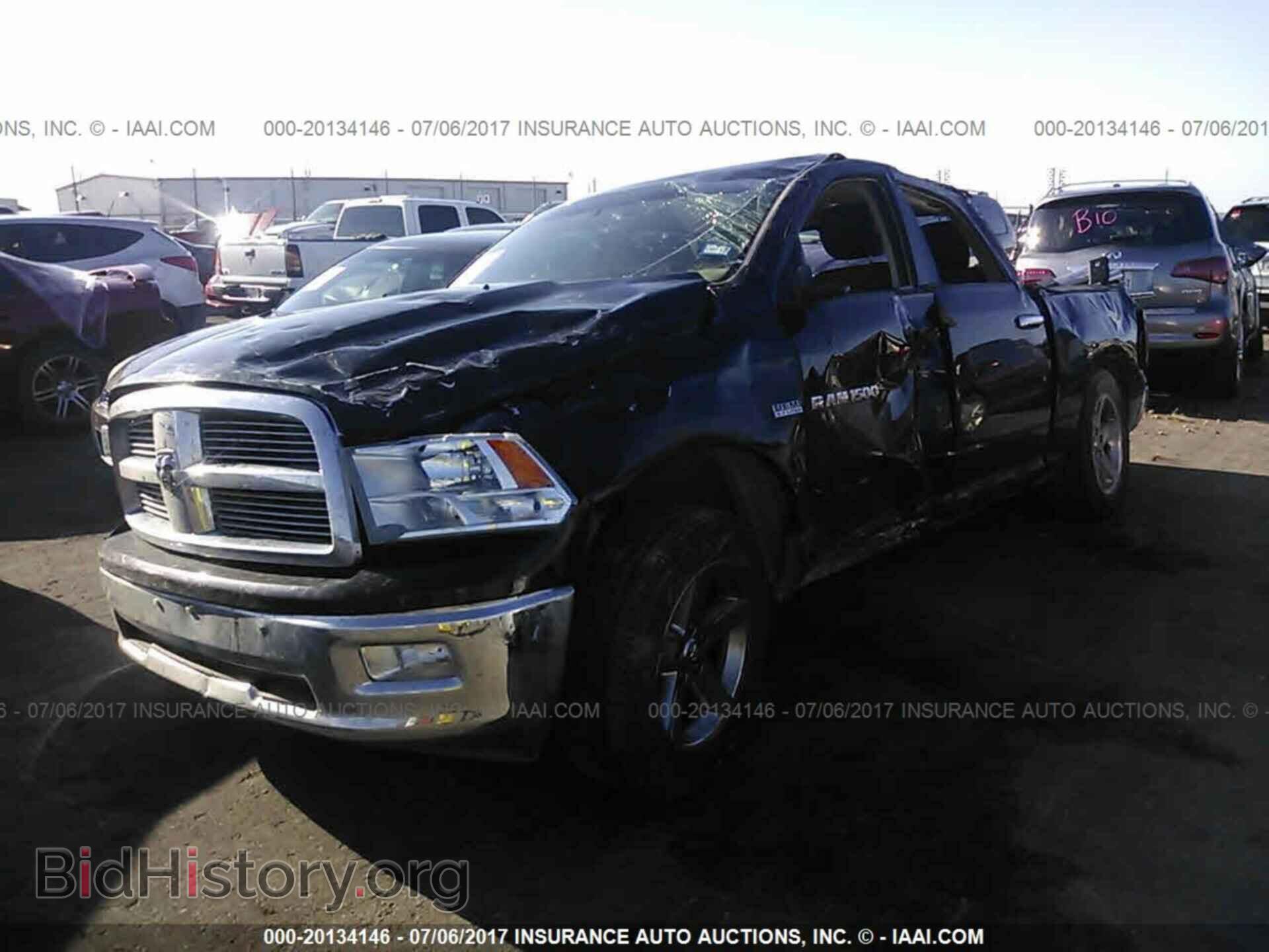 2012 Dodge Ram 1500 - VIN: 1C6RD6LT1CS236421 - Photo 2