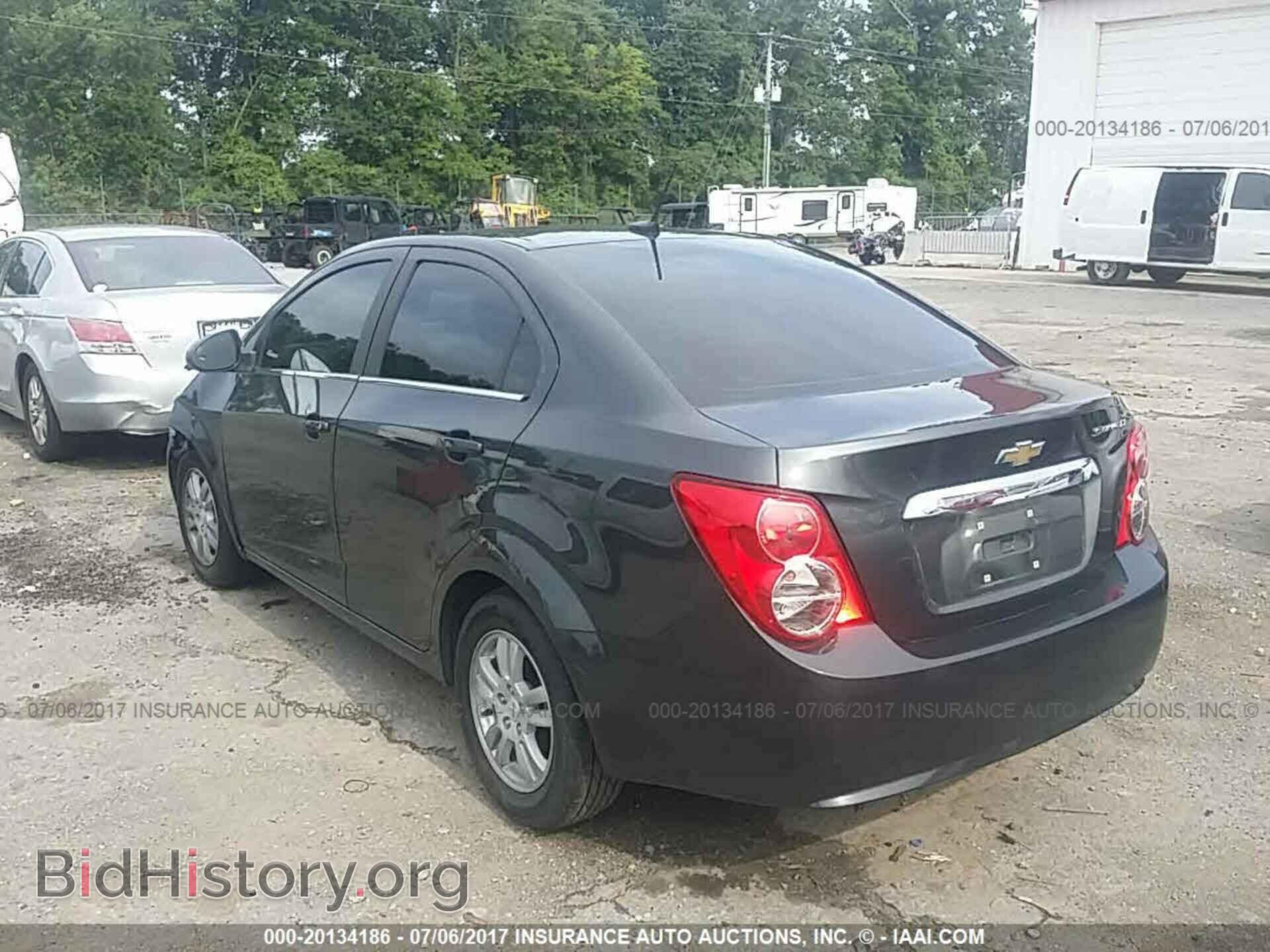 2014 Chevrolet Sonic - VIN: 1G1JC5SH4E4175016 - Фото 3