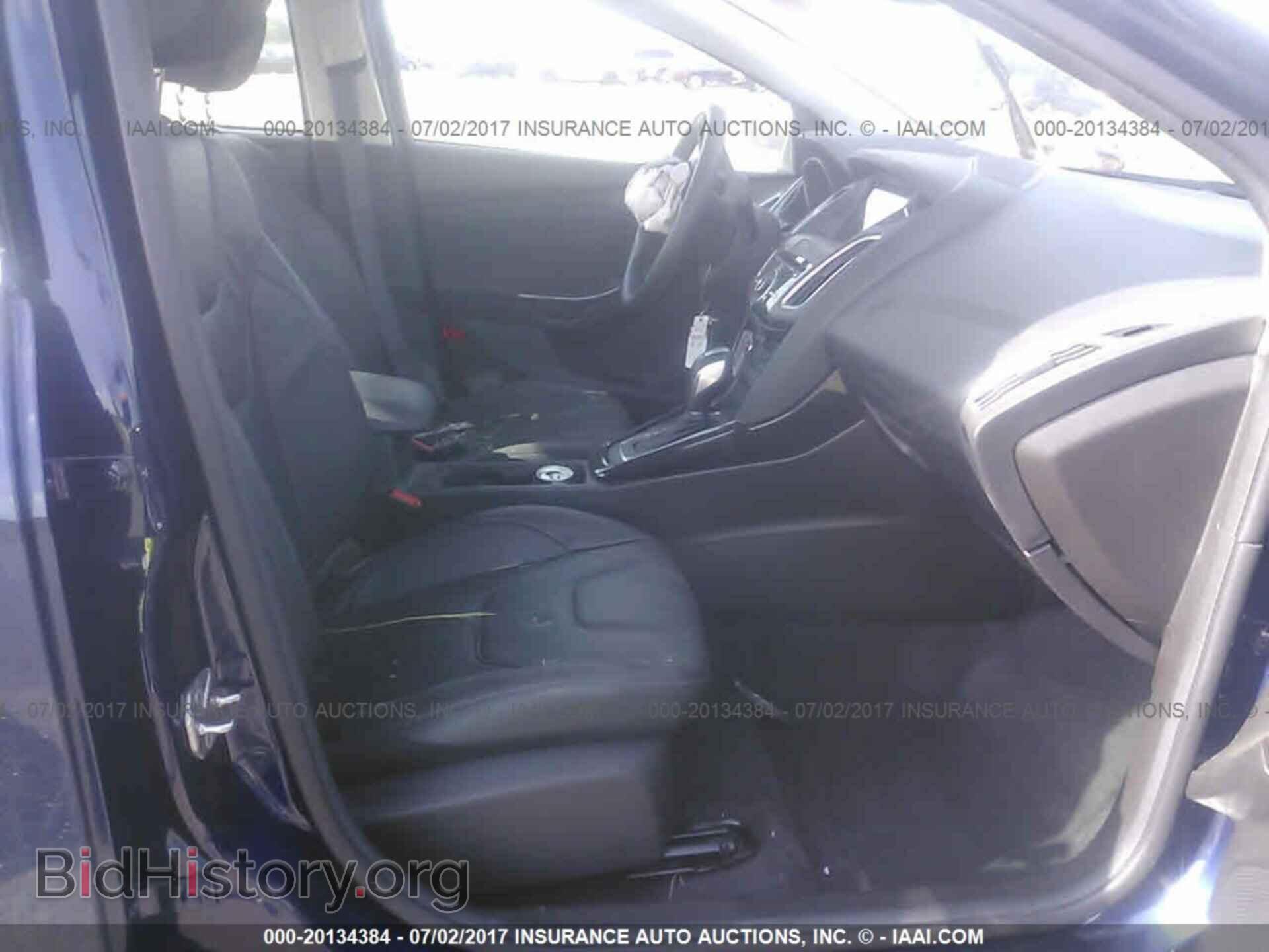 2016 Ford Focus - VIN: 1FADP3J2XGL378985 - Photo 5