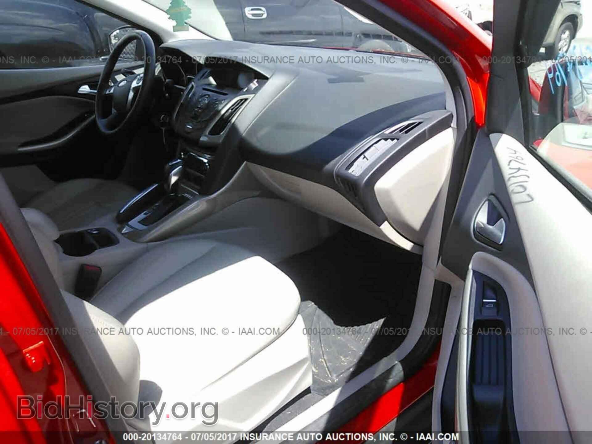 2012 Ford Focus - VIN: 1FAHP3H2XCL298121 - Photo 5