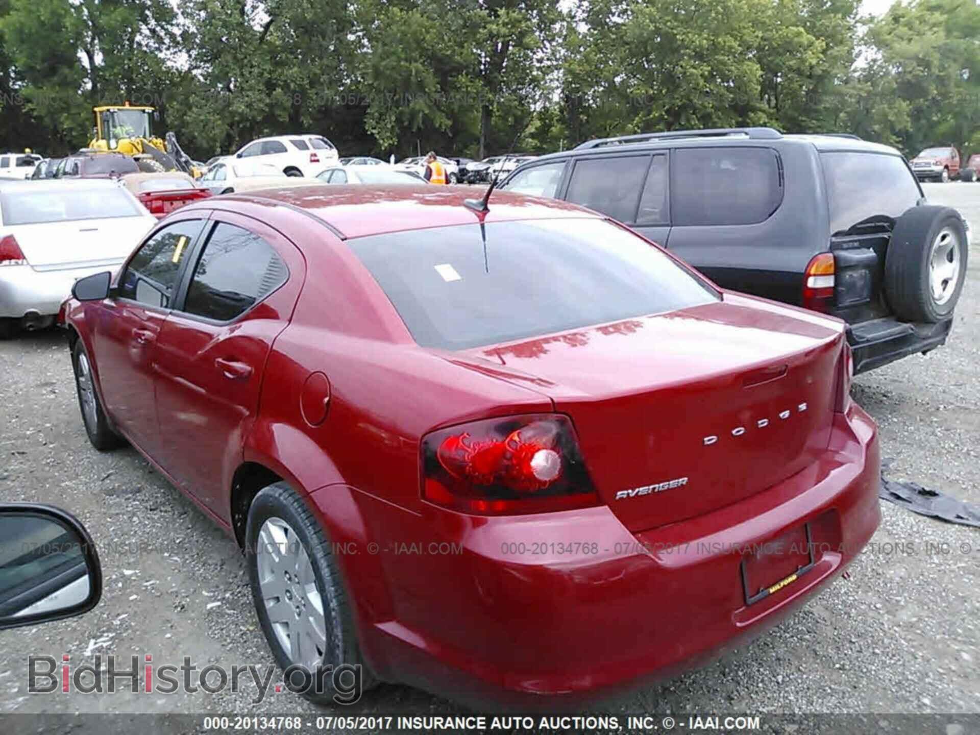 2011 Dodge Avenger - VIN: 1B3BD4FB1BN509356 - Фото 3