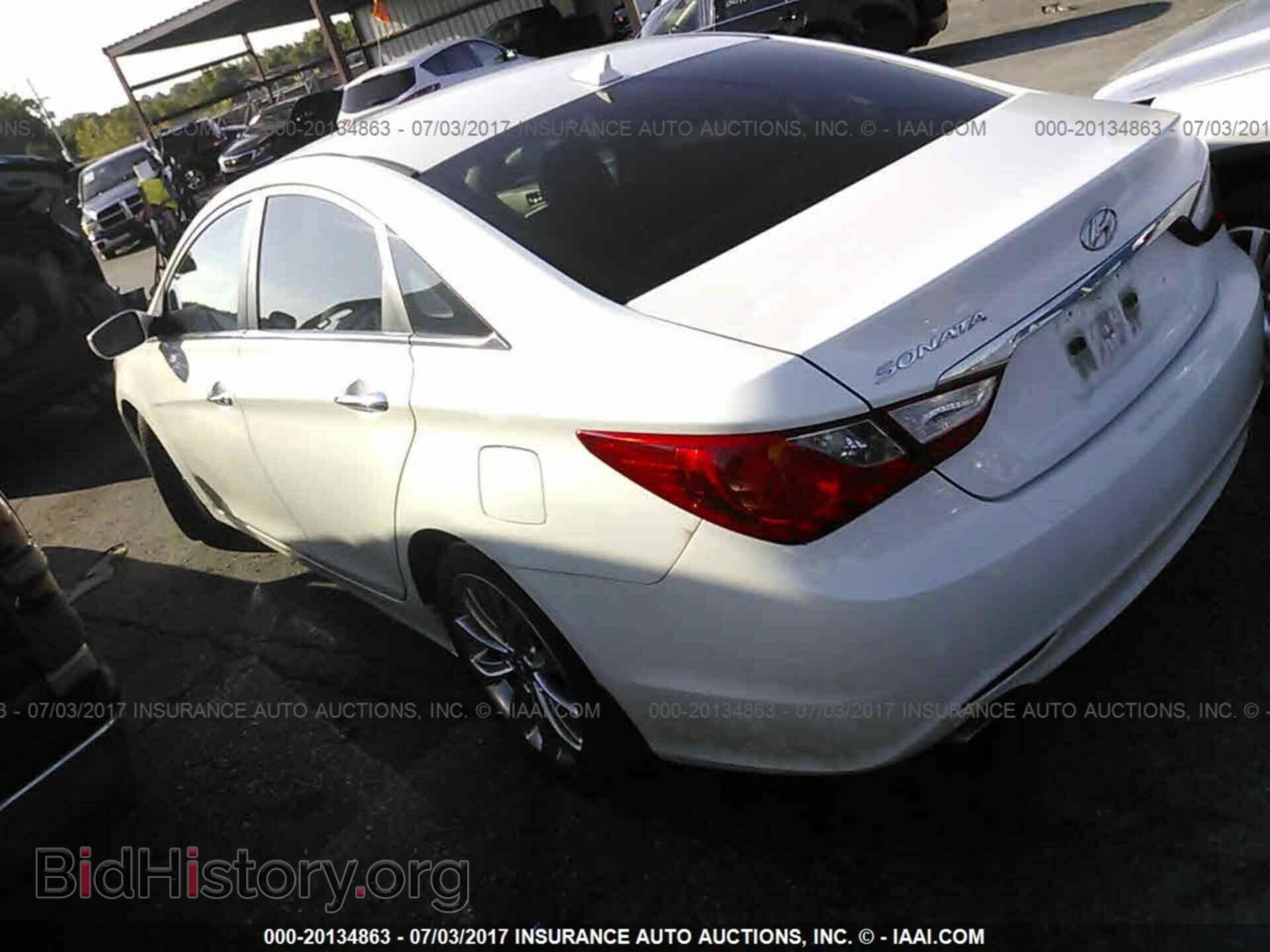 2012 Hyundai Sonata - VIN: 5NPEC4AC9CH366012 - Photo 3