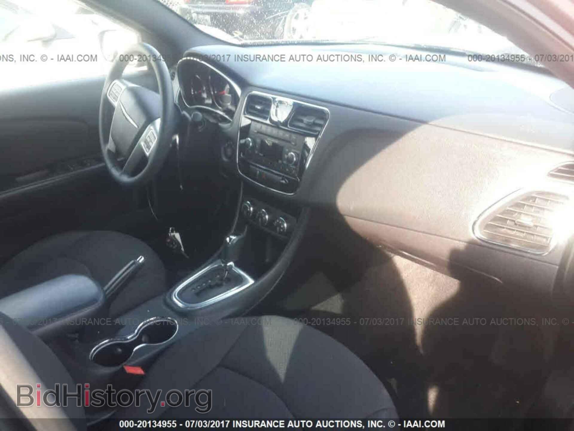 2013 Chrysler 200 - VIN: 1C3CCBBG0DN703556 - Photo 5