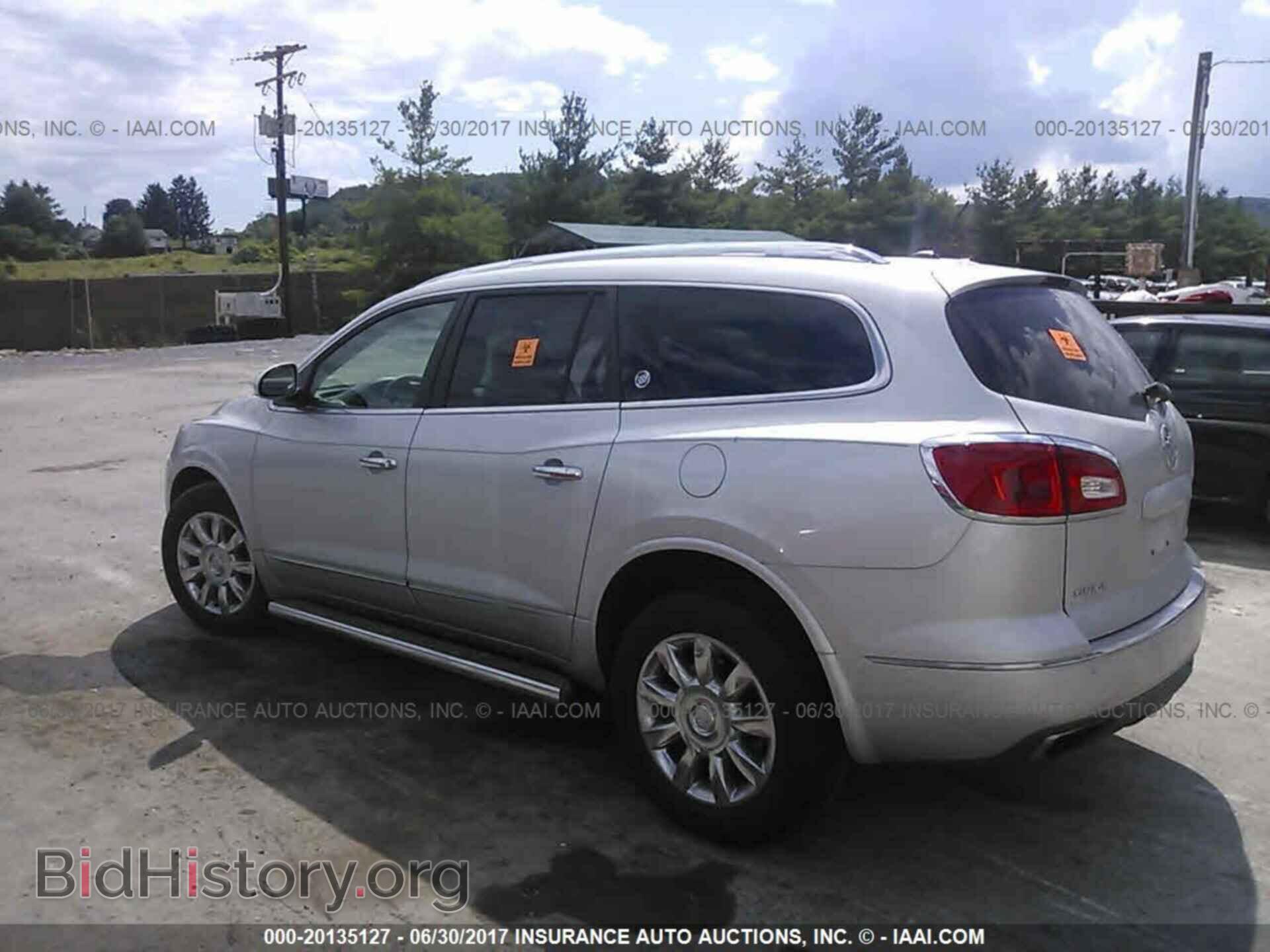 2014 Buick Enclave - VIN: 5GAKVBKD9EJ233724 - Photo 3