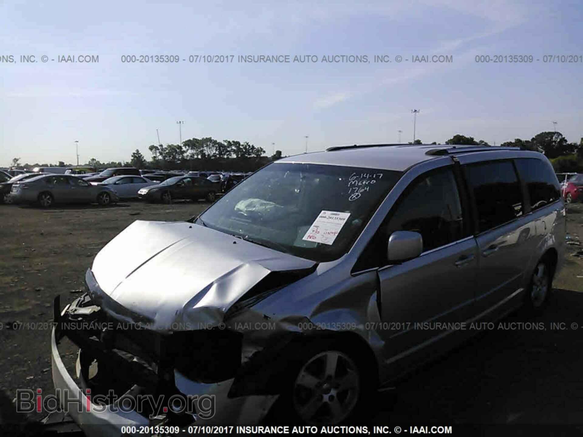2011 Dodge Grand caravan - VIN: 2D4RN5DG3BR751764 - Фото 2