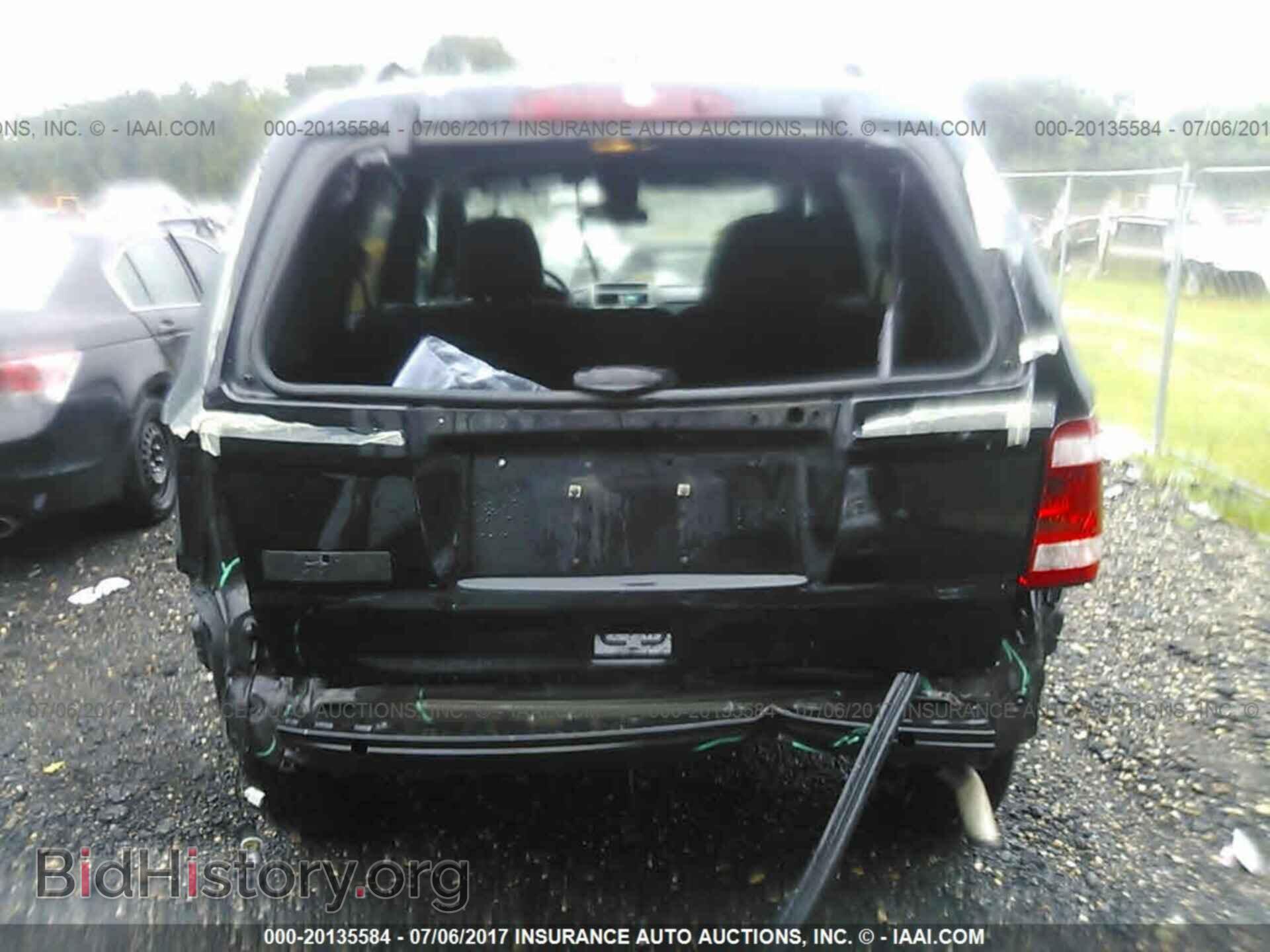 2011 Ford Escape - VIN: 1FMCU0D76BKB40498 - Photo 6
