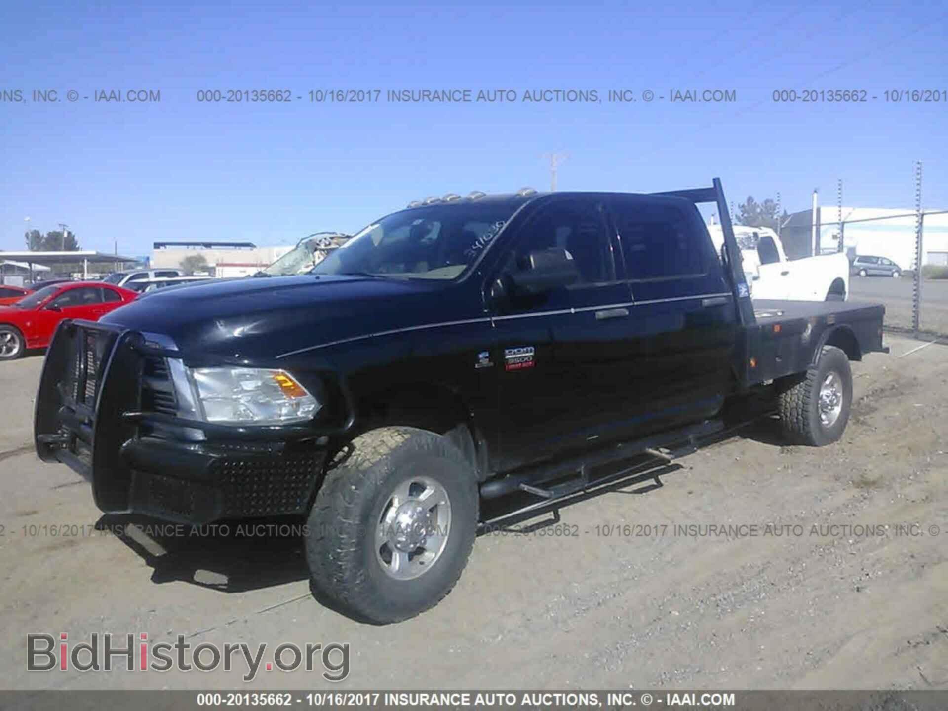 2012 Dodge Ram 3500 - VIN: 3C63D3GLXCG341030 - Фото 2
