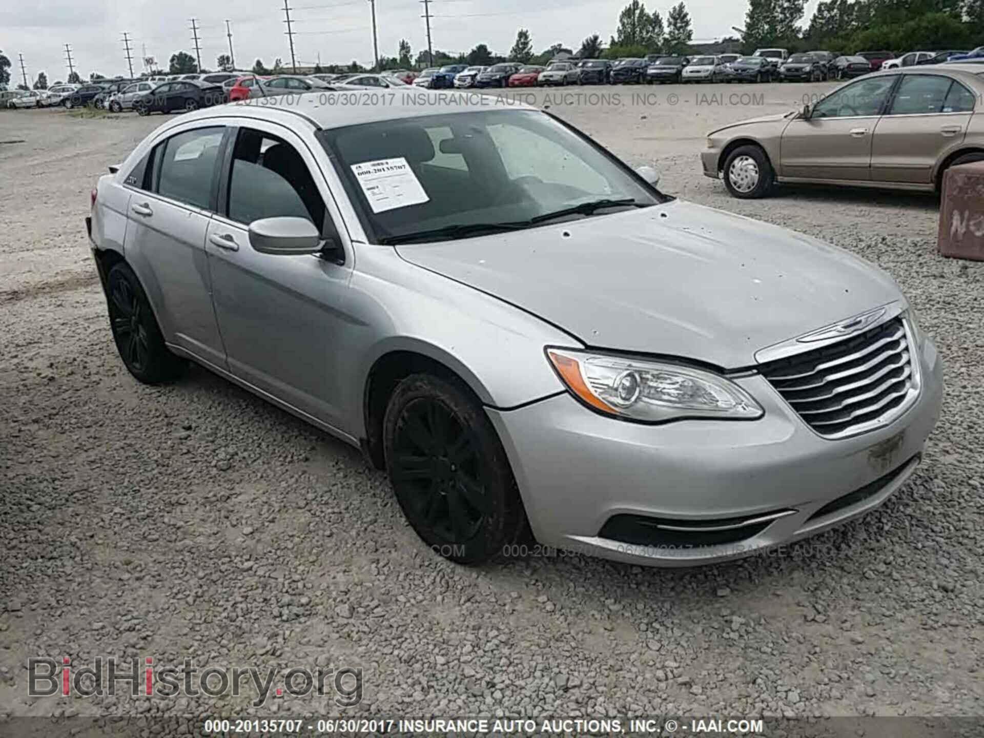 Фотография 1C3CCBAB1CN180049 - Chrysler 200 2012