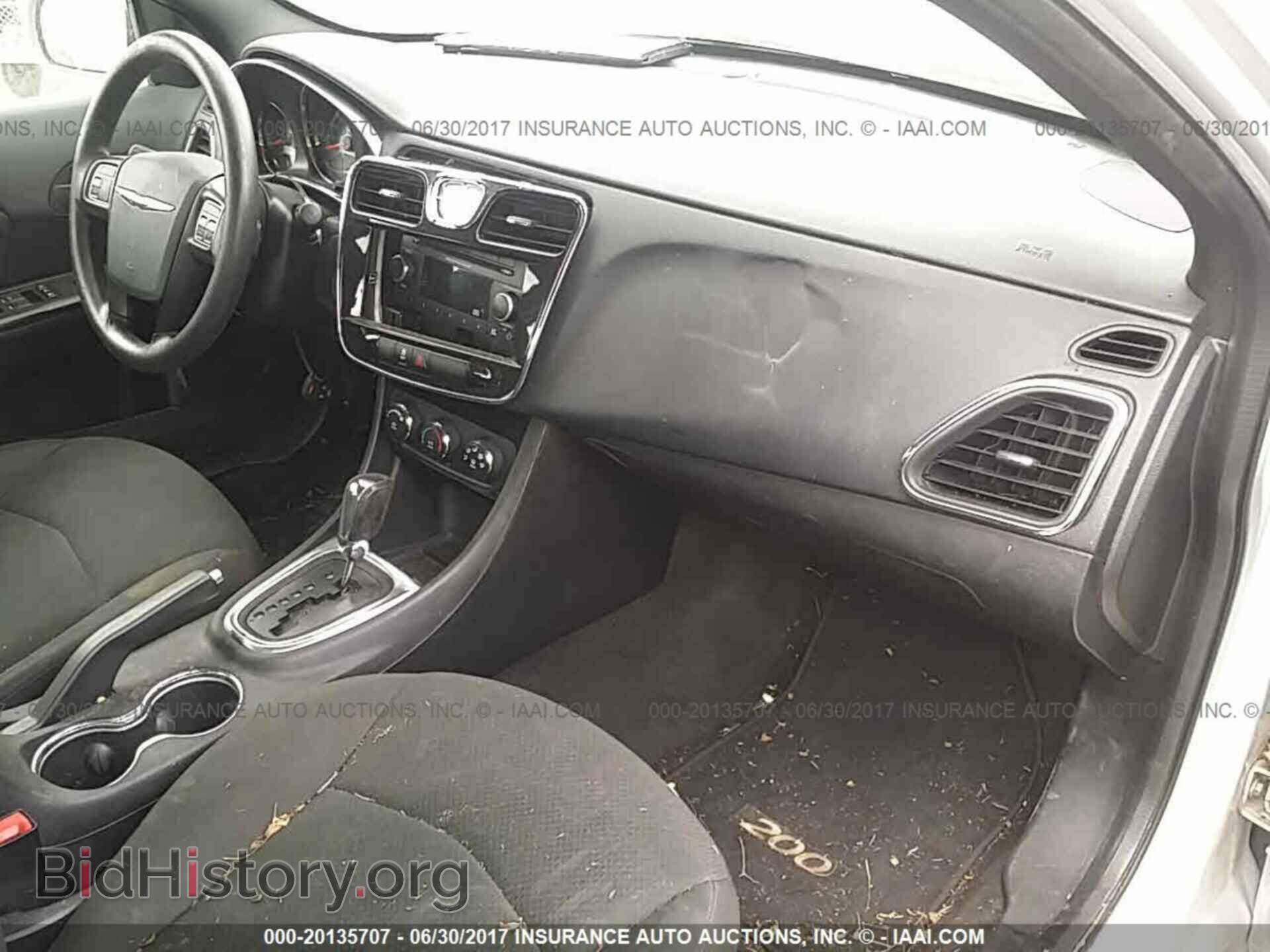 2012 Chrysler 200 - VIN: 1C3CCBAB1CN180049 - Фото 5