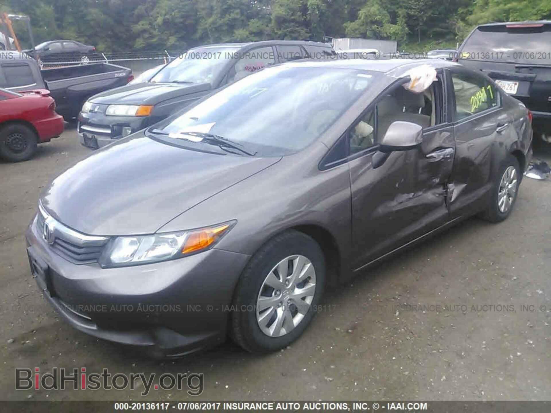 2012 Honda Civic - VIN: 2HGFB2F58CH525604 - Фото 2