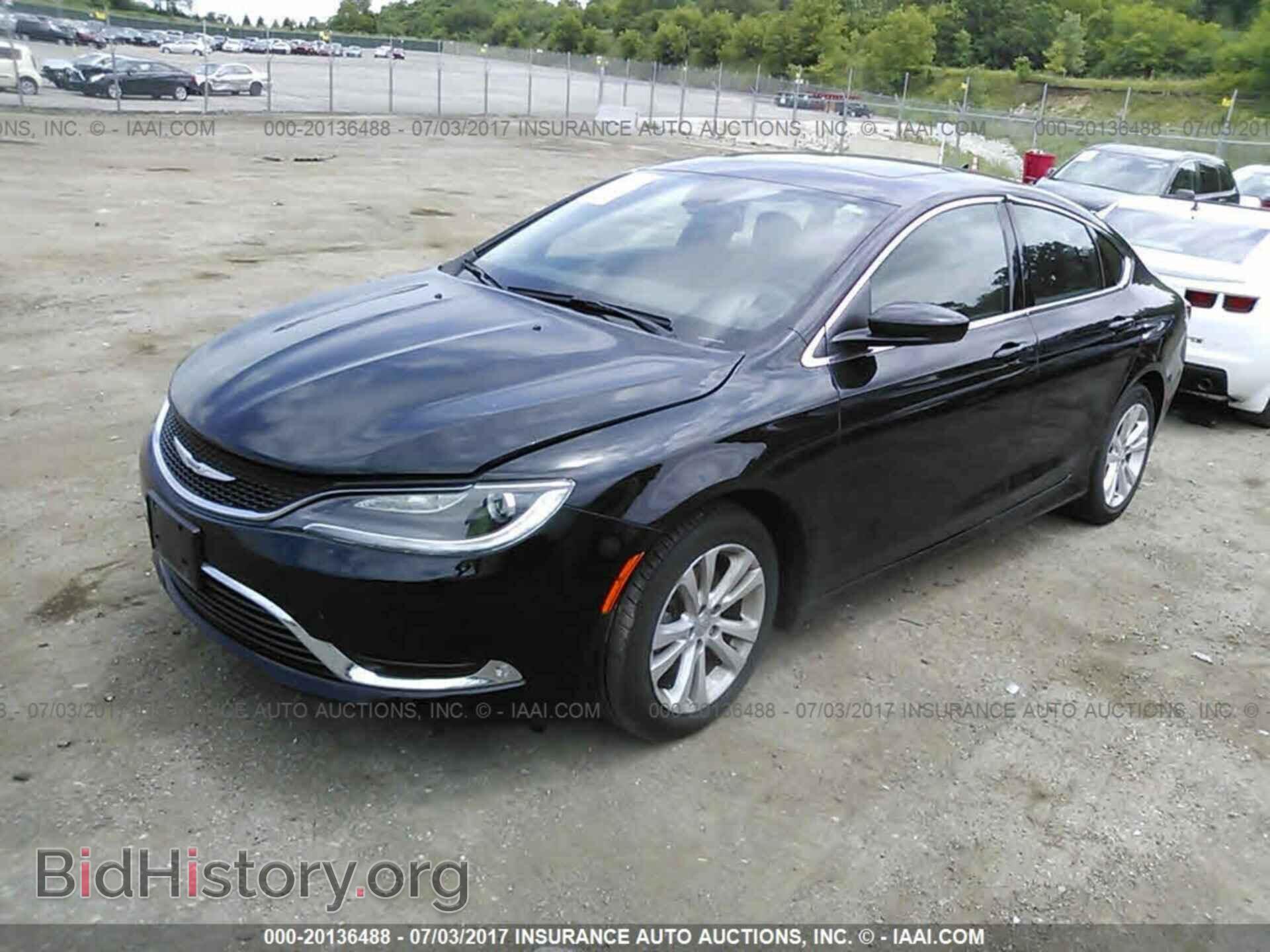 2016 Chrysler 200 - VIN: 1C3CCCABXGN128155 - Photo 2